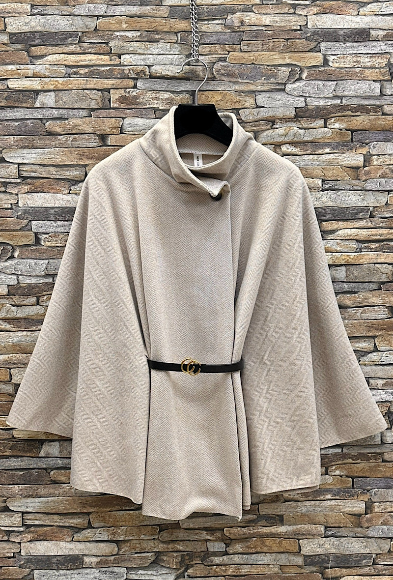 Grossiste Elle Style - Manteau ASTRID cape avec ceinture en flanelle, Tissus Automnale et Hivernale