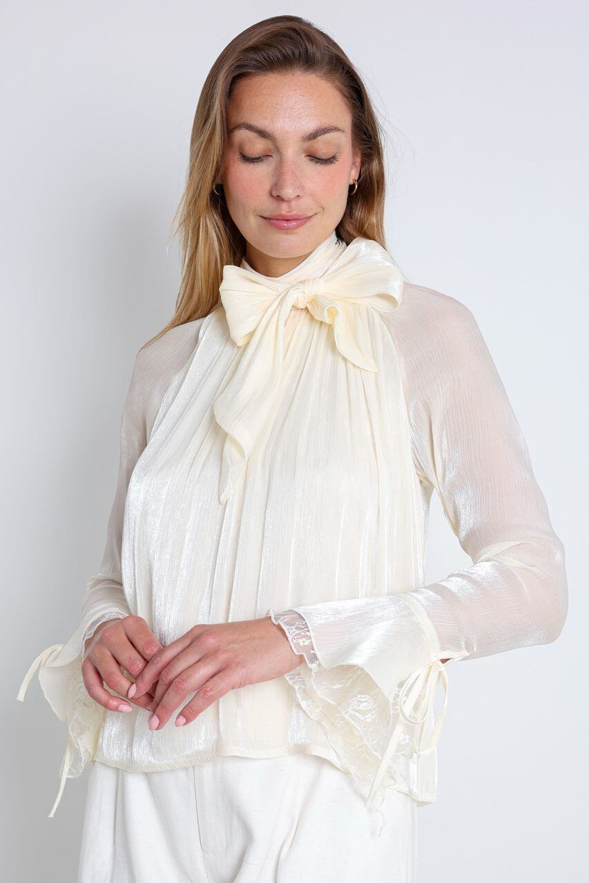 Mayorista ELLI WHITE - Blusa fluida de organza brillante