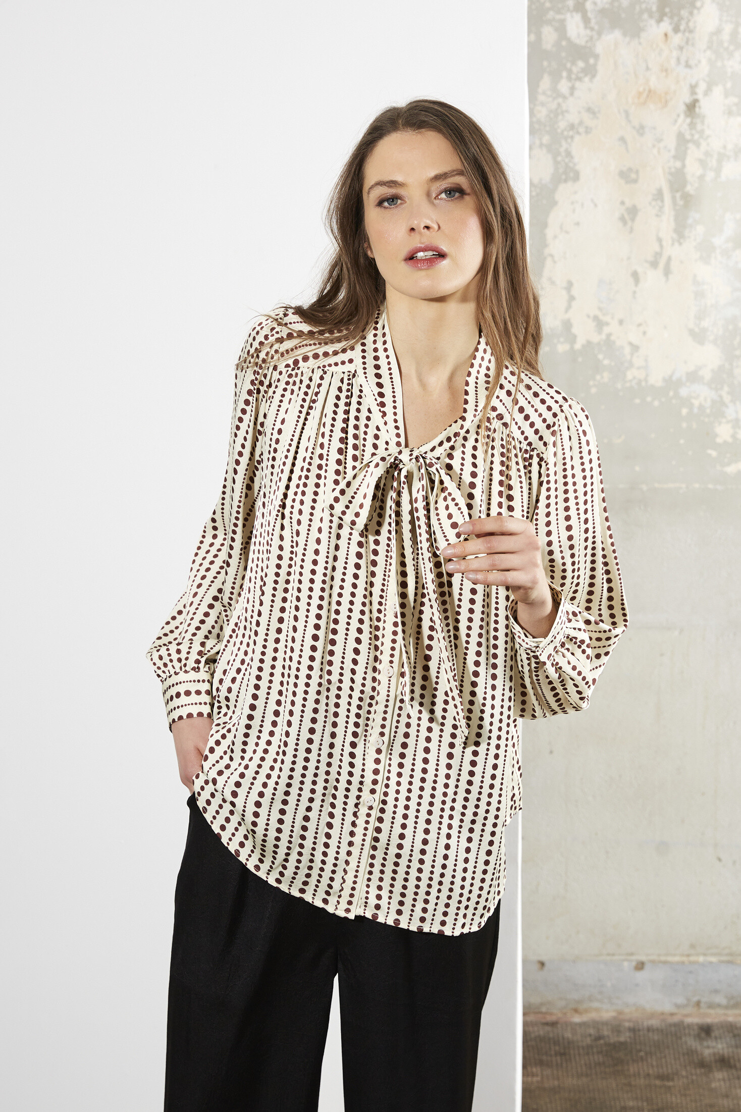 Mayorista ELLI WHITE - Blusa impresa en nudo