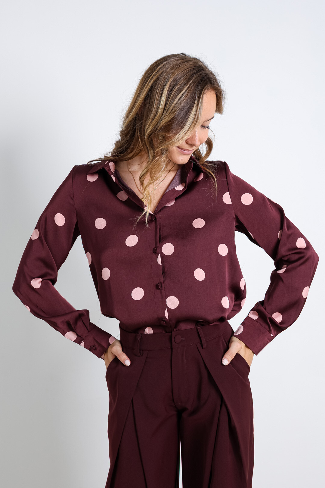 Grossista ELLI WHITE - Camicia in raso a pois