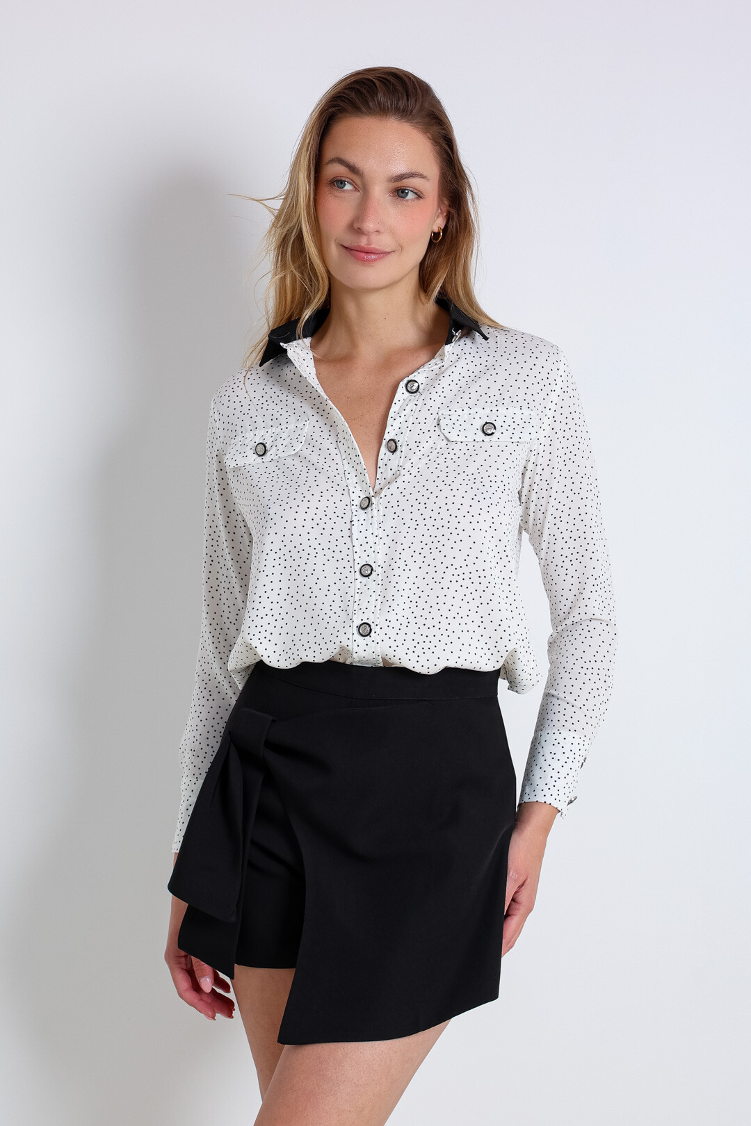 Mayorista ELLI WHITE - Camisa de lunares con cuello bicolor