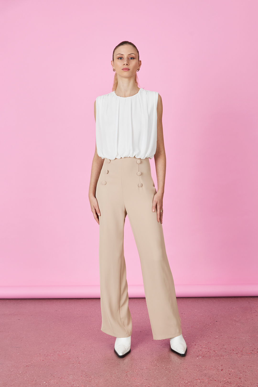 Grossiste ELLI WHITE - Combinaison bi matière sans manches à boutons