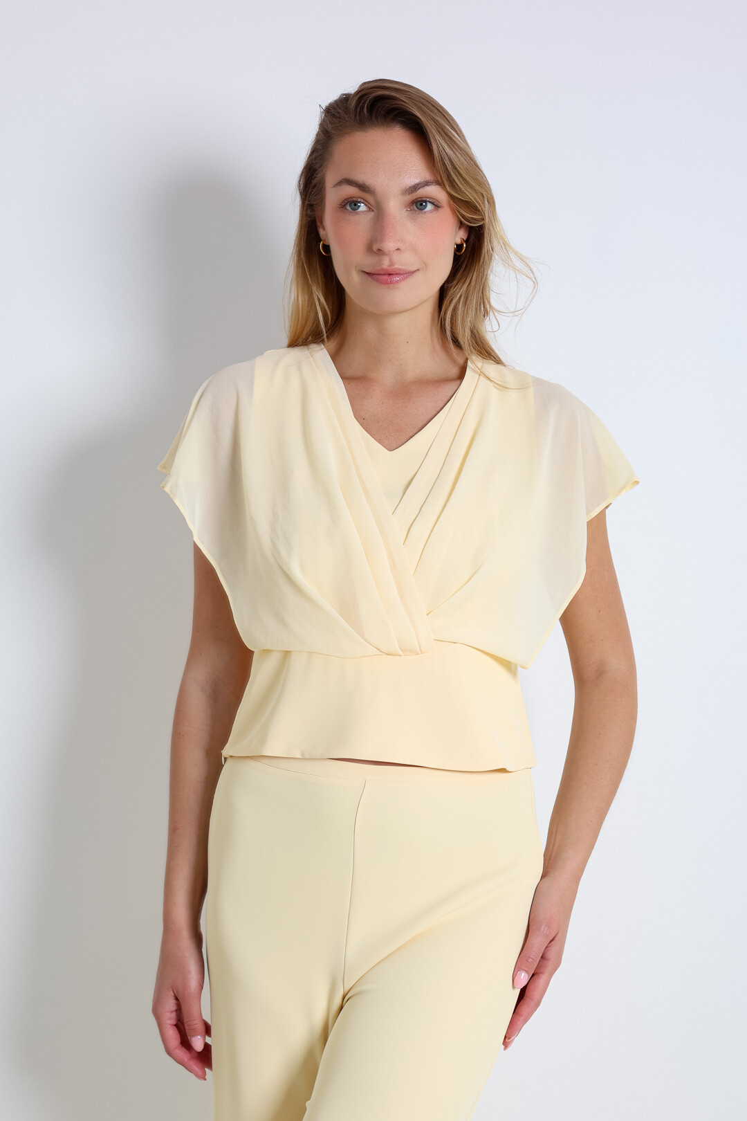 Mayorista ELLI WHITE - Top corto drapeado