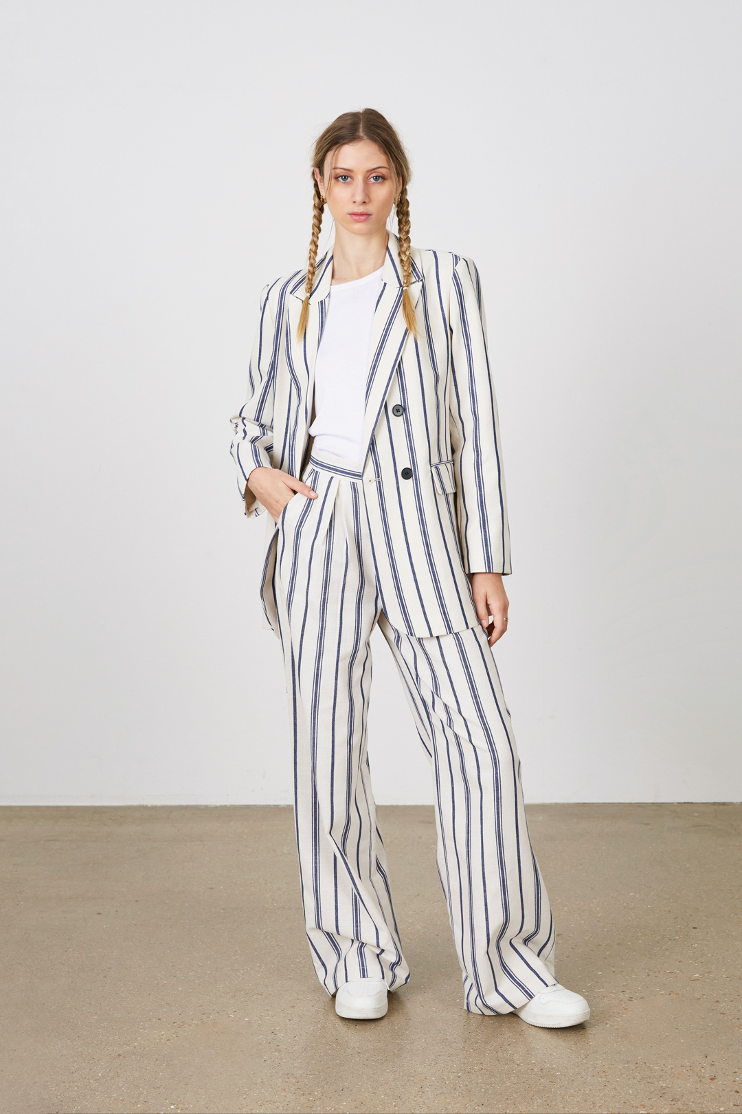 Grossiste ELLI WHITE - Pantalon droit à rayures