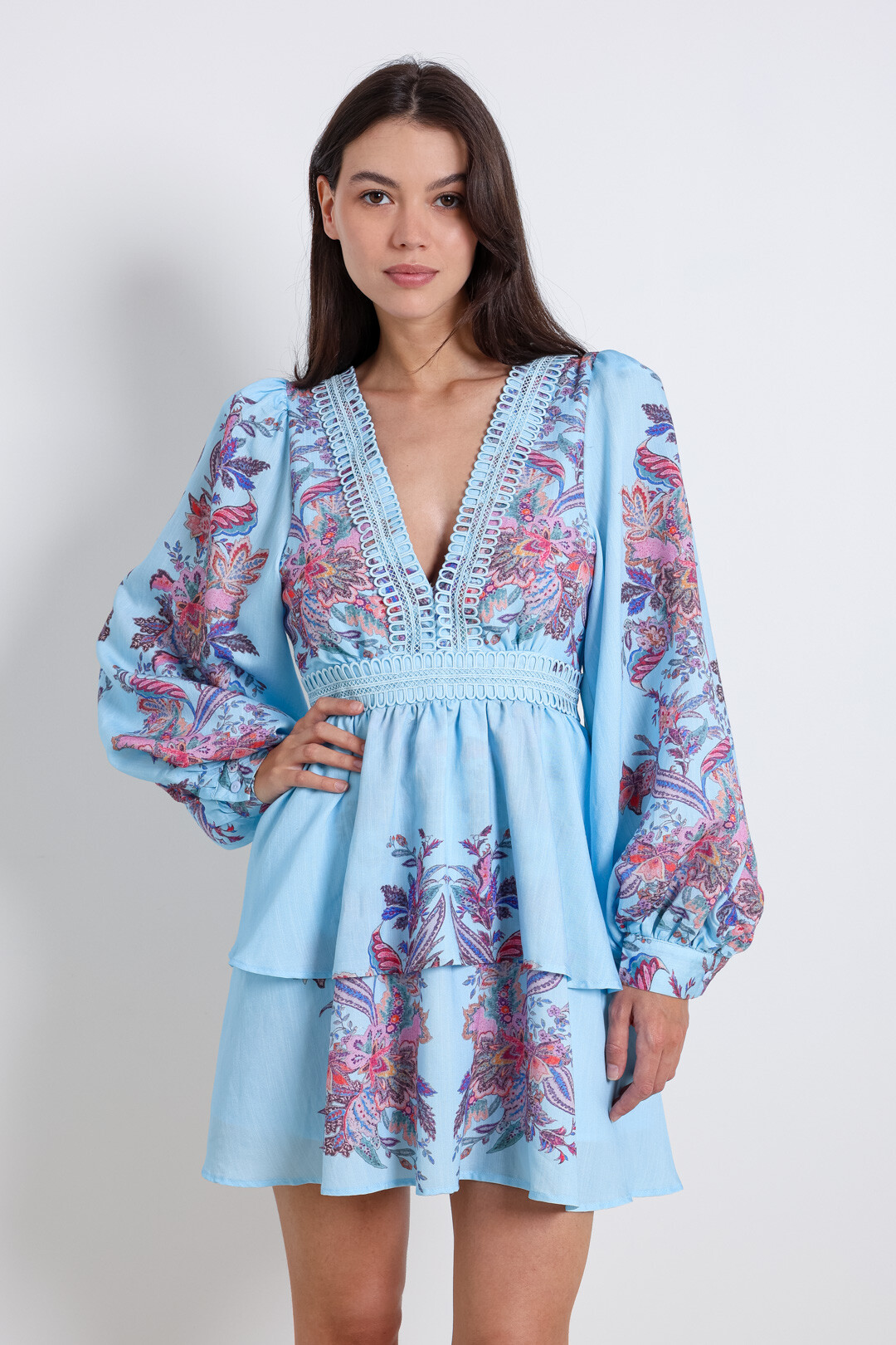 Mayorista ELLI WHITE - Vestido corto estampado en capas