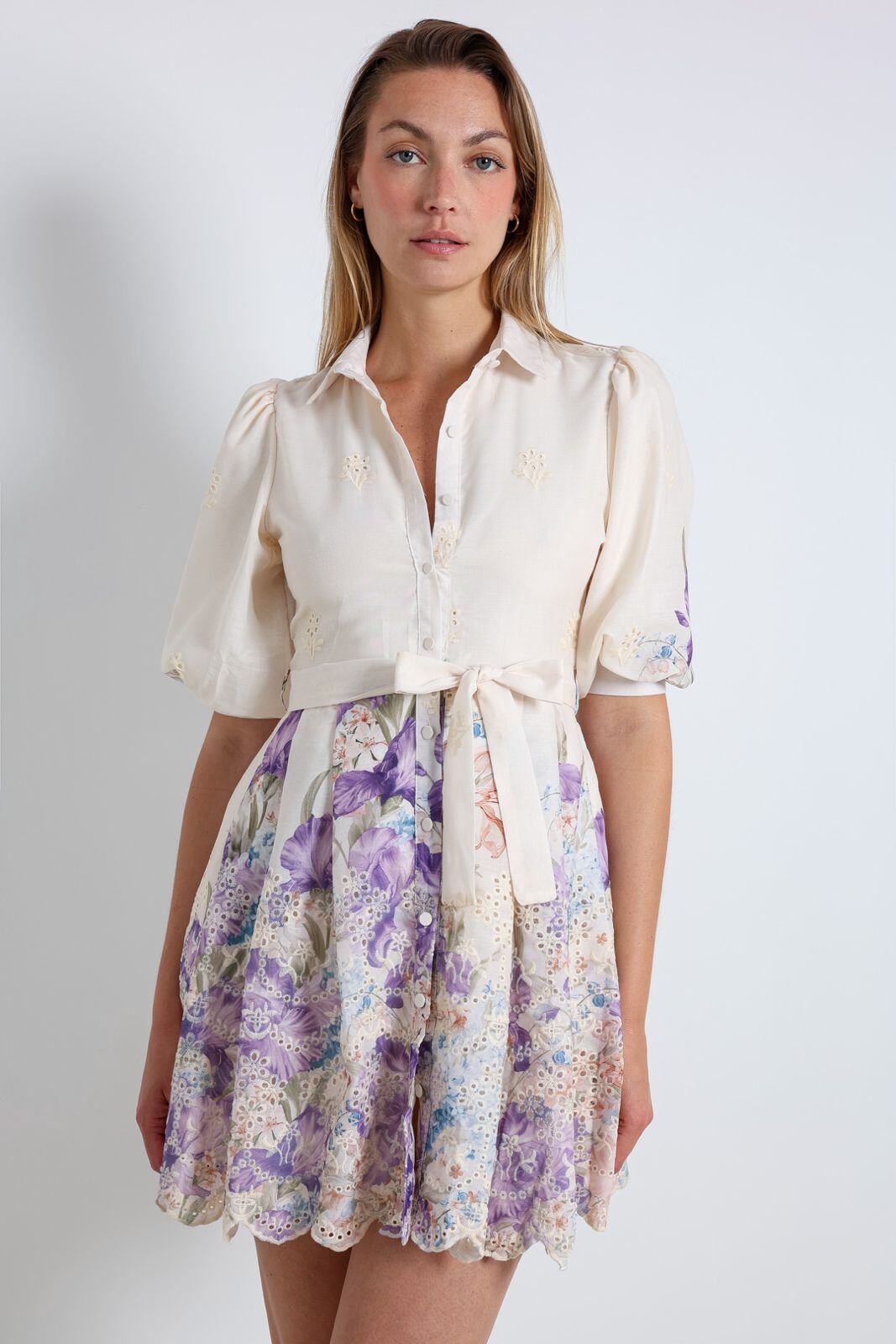 Mayorista ELLI WHITE - Vestido corto con estampado floral