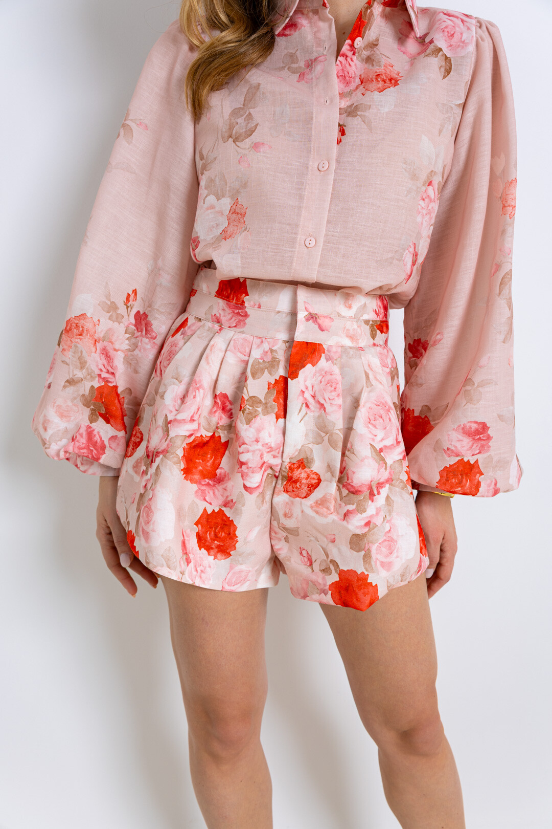 Grossiste ELLI WHITE - Short floral taille haute
