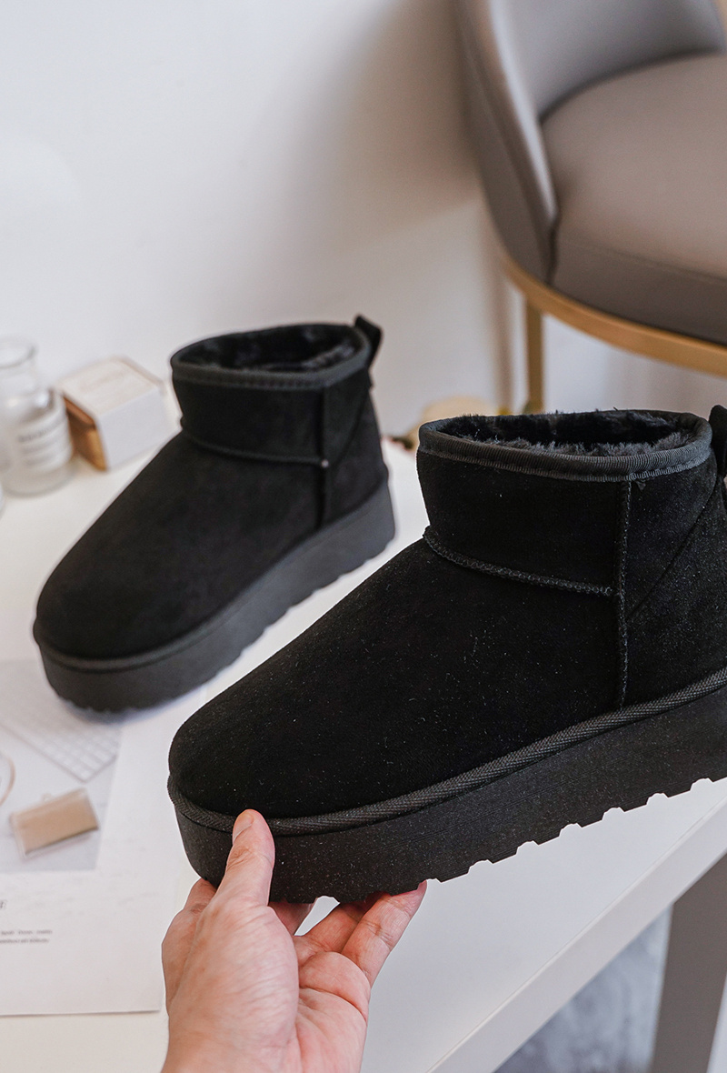 Grossiste EMAGINE (Rock and Joy) - BOTTINES FEMME AVEC SEMELLE COMPENSSEE