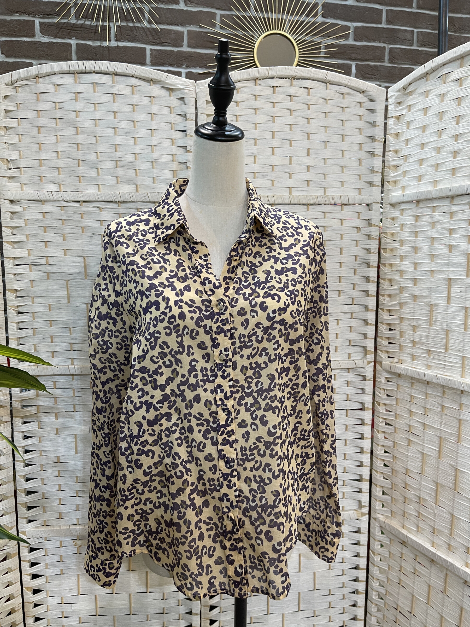 Grossiste Emi Jo - CHEMISE LEOPARD