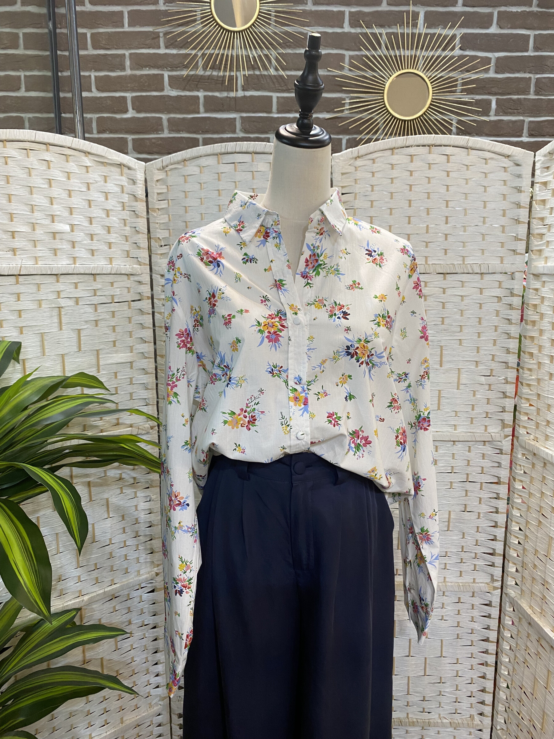 Grossiste Emi Jo - CHEMISE FLEURI