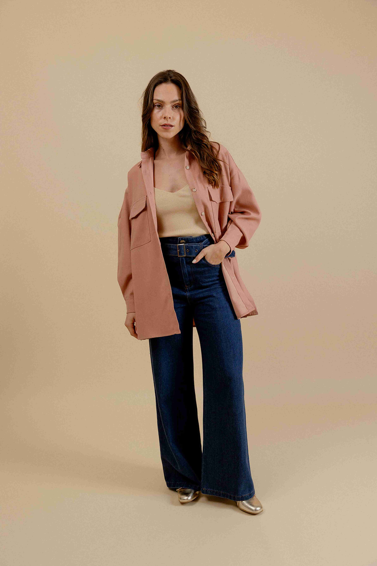Wholesaler EMILIE K PRET A PORTER - Oversize shirt with large plated pockets.