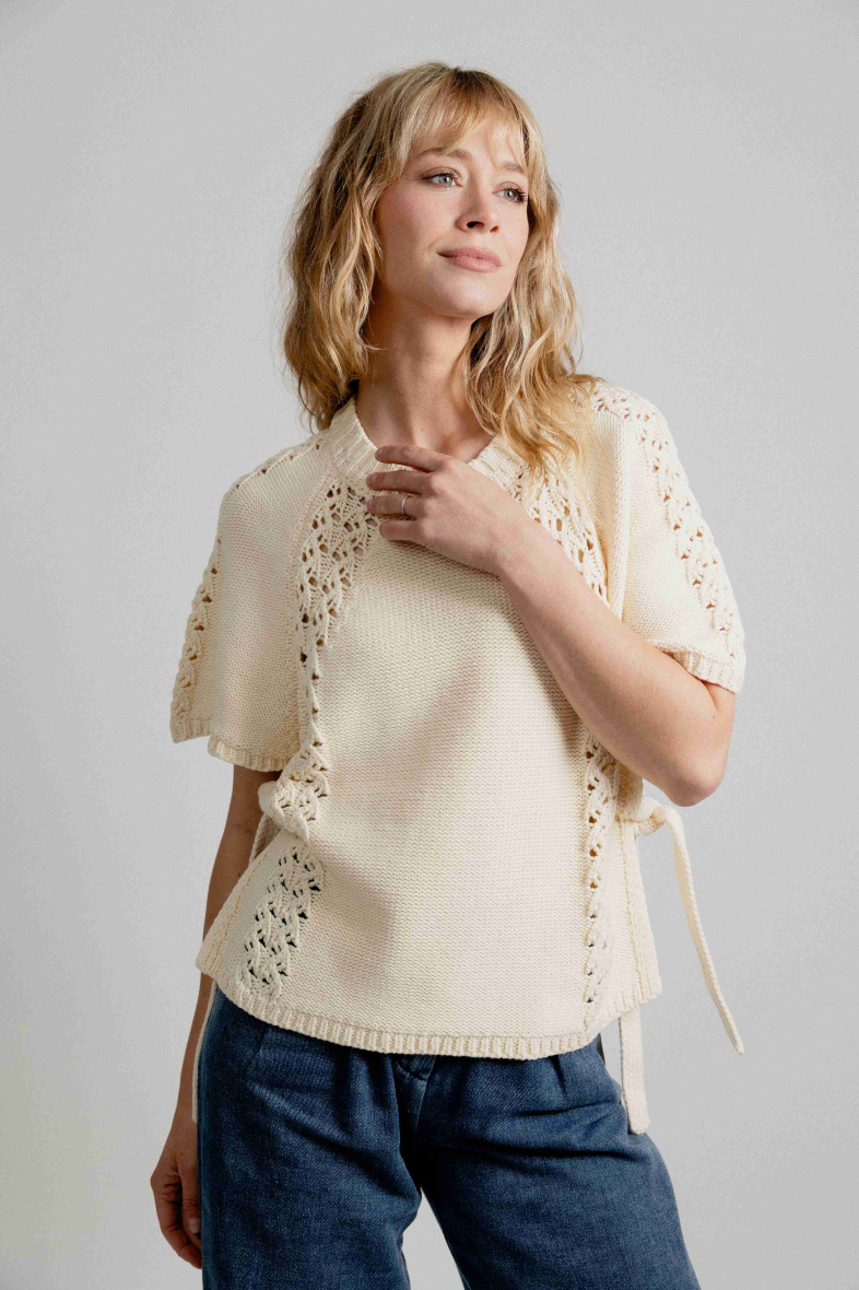 Wholesaler EMILIE K PRET A PORTER - Sleeveless chunky knit poncho style sweater