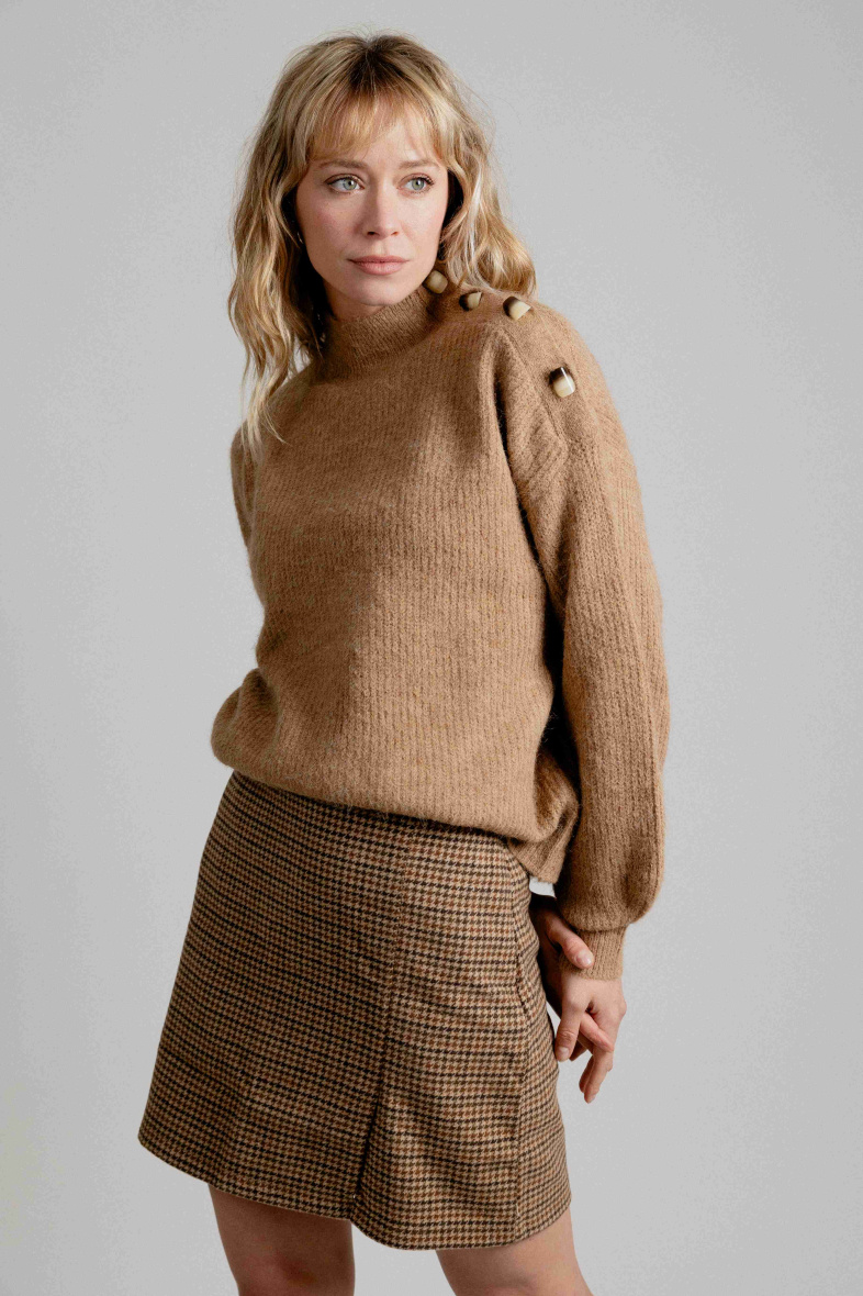 Wholesaler EMILIE K PRET A PORTER - High neck sweater with opening on one shoulder with buttoning