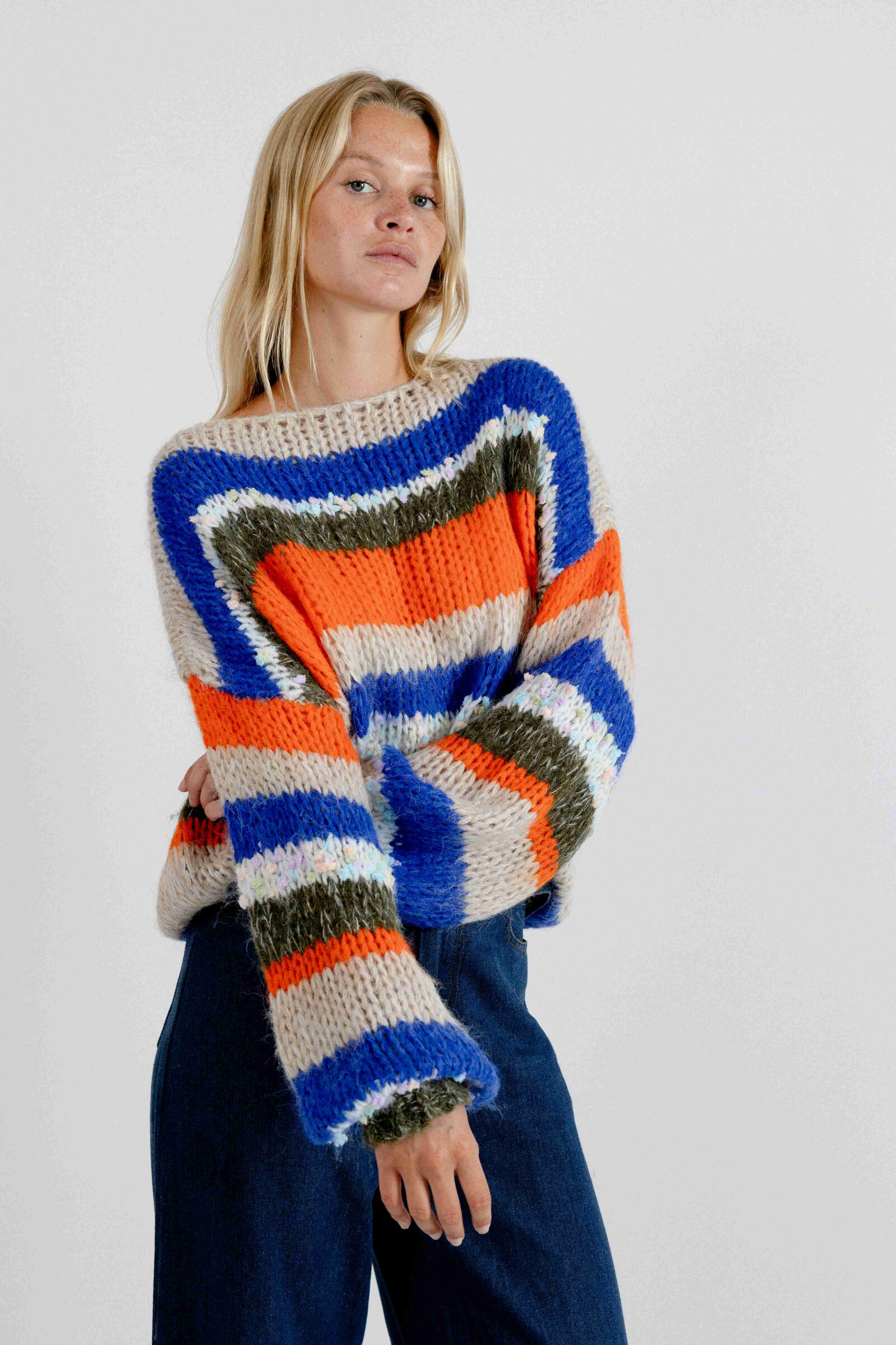 Wholesaler EMILIE K PRET A PORTER - Loose, oversized sweater in thick knit