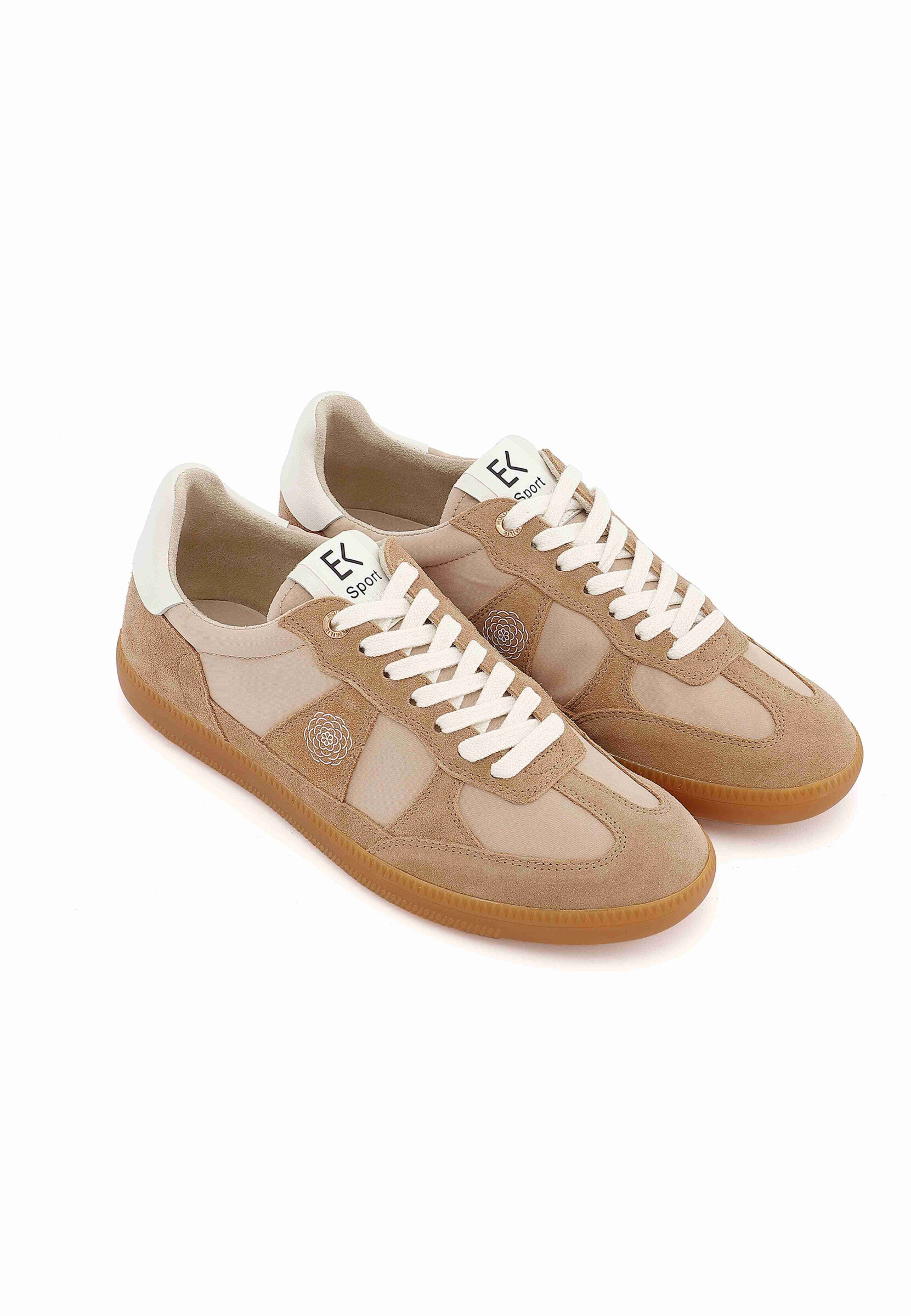 Mayorista EMILIE KARSTON - Basketball Cherry - estilo retro, look deportivo
