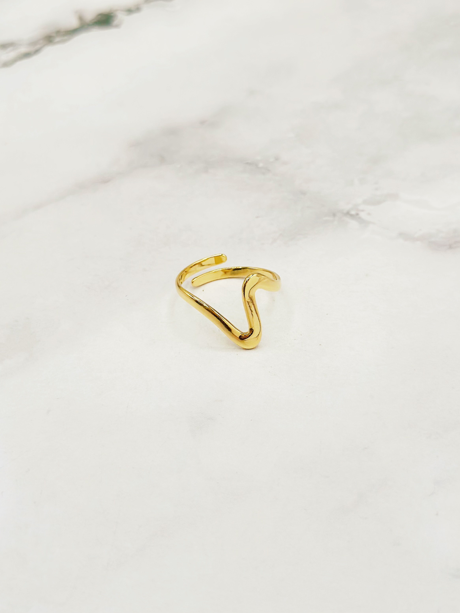 Grossiste Emily - Bague ajustable en acier inoxydable Vague