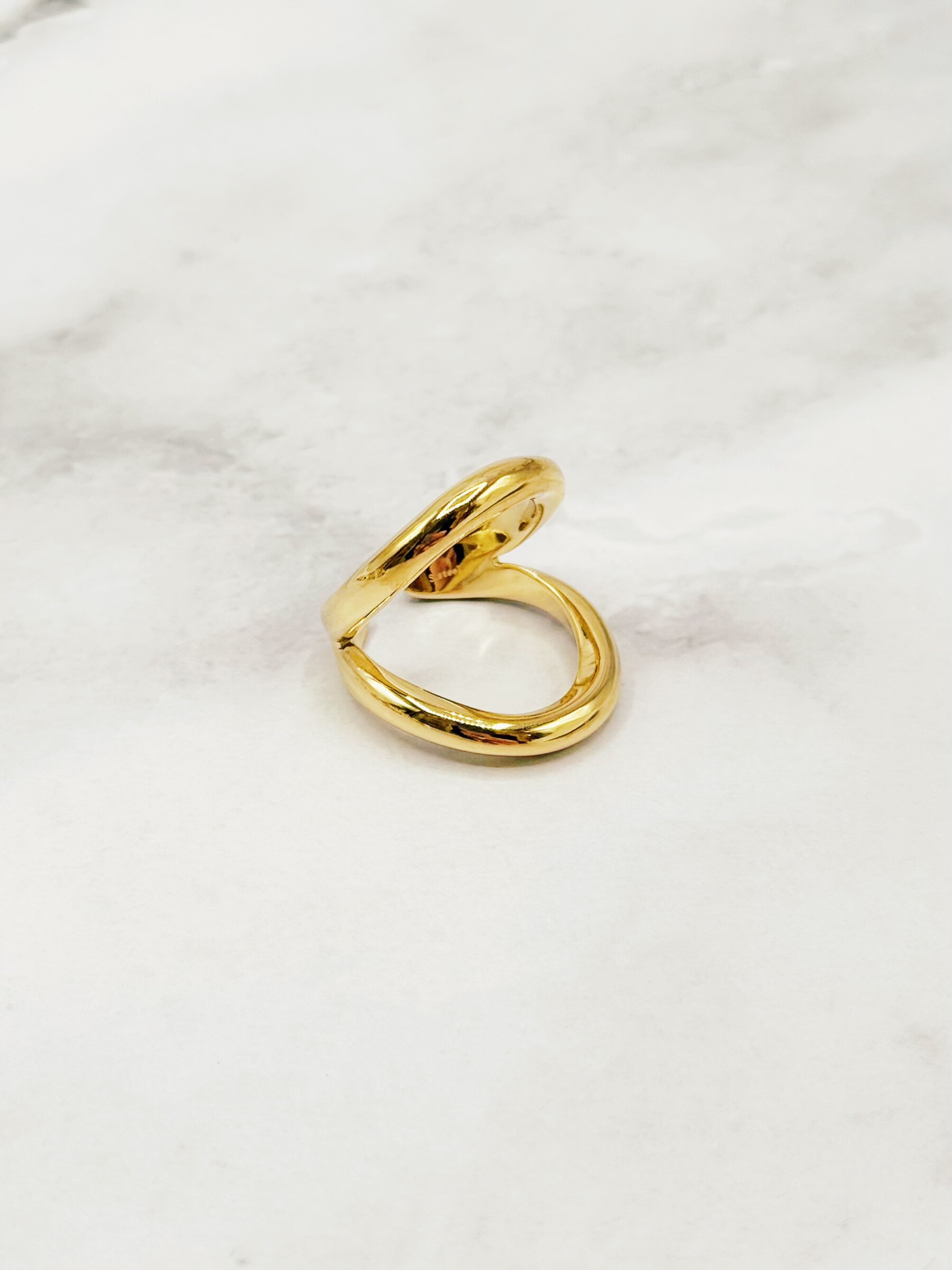 Mayorista Emily - Anillo de acero inoxidable ajustable con forma de corazón