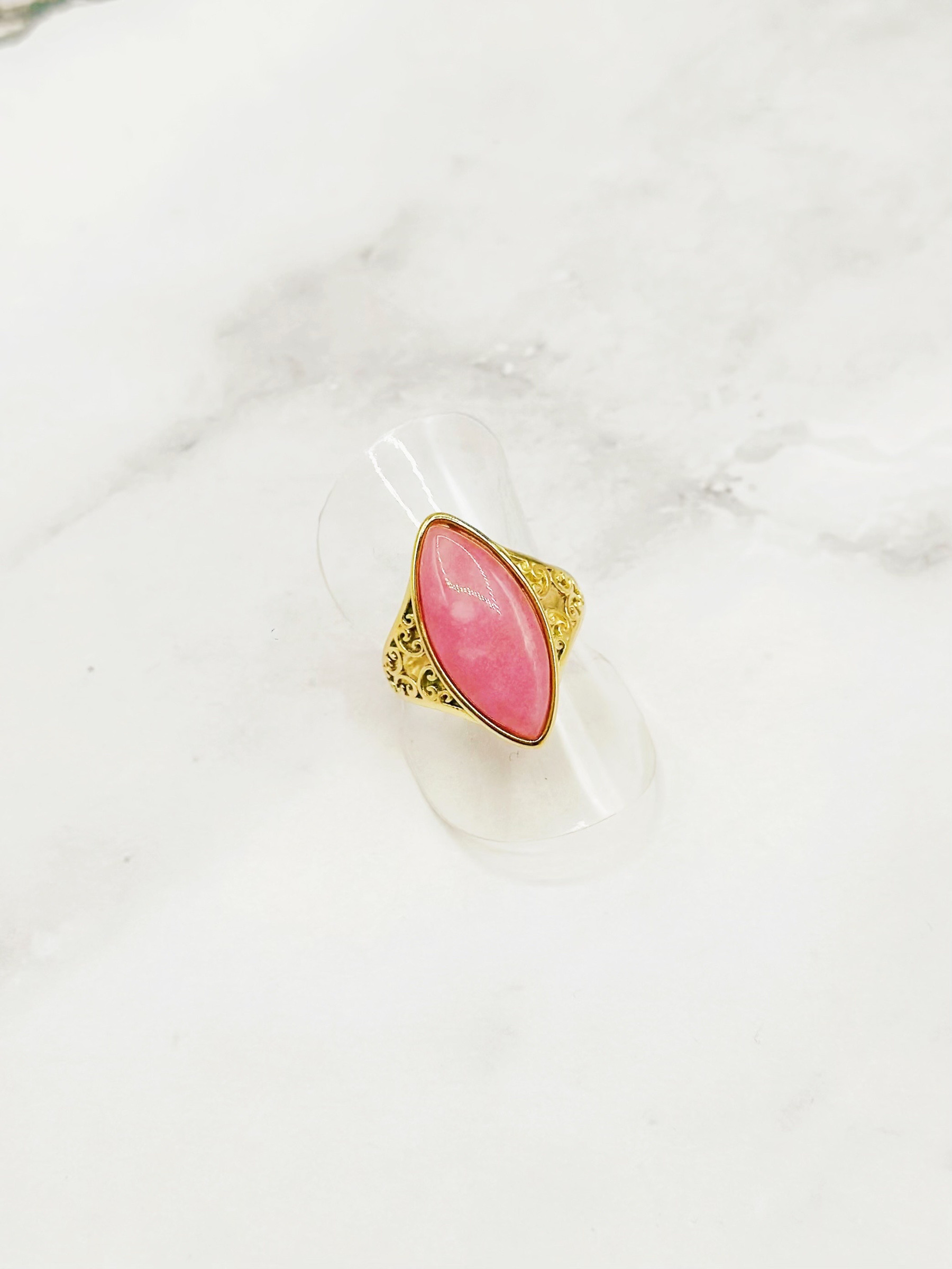 Mayorista Emily - Anillo ajustable de acero inoxidable dorado con piedra