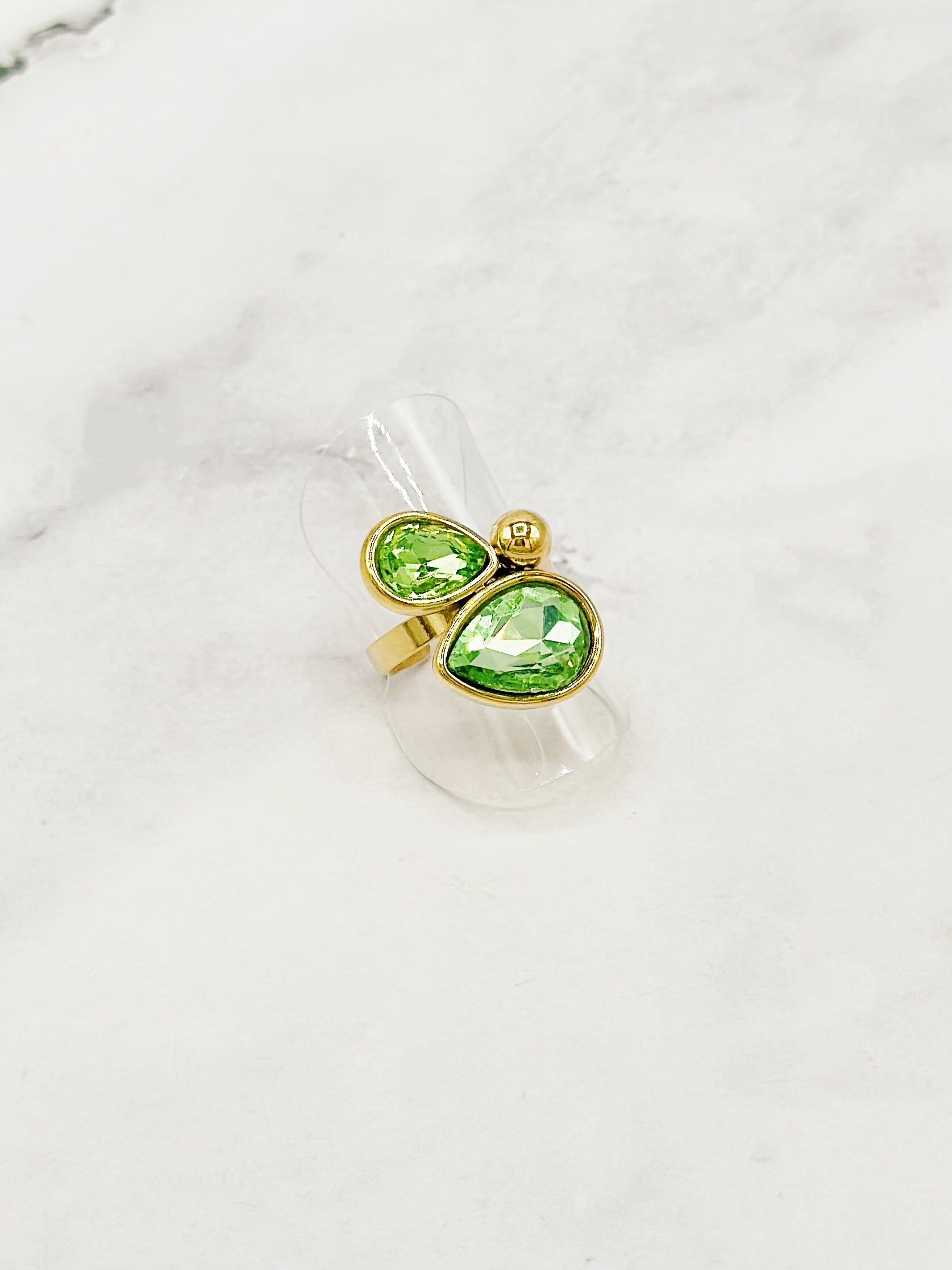 Mayorista Emily - Anillo ajustable de acero inoxidable dorado con piedras de cristal