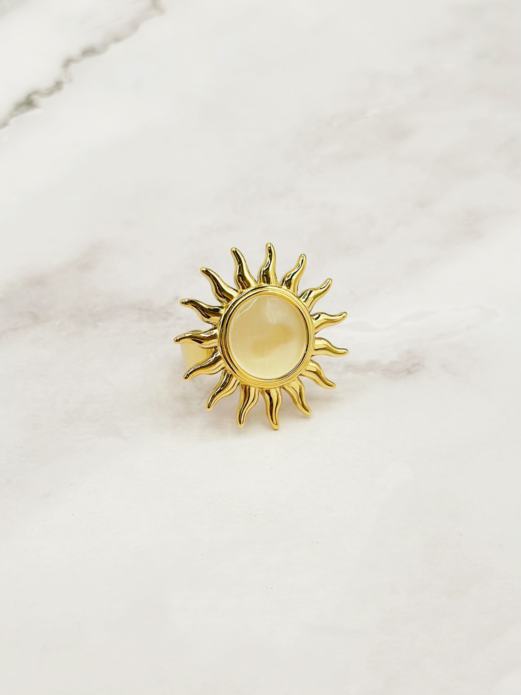 Mayorista Emily - Anillo de acero inoxidable ajustable con forma de corazón