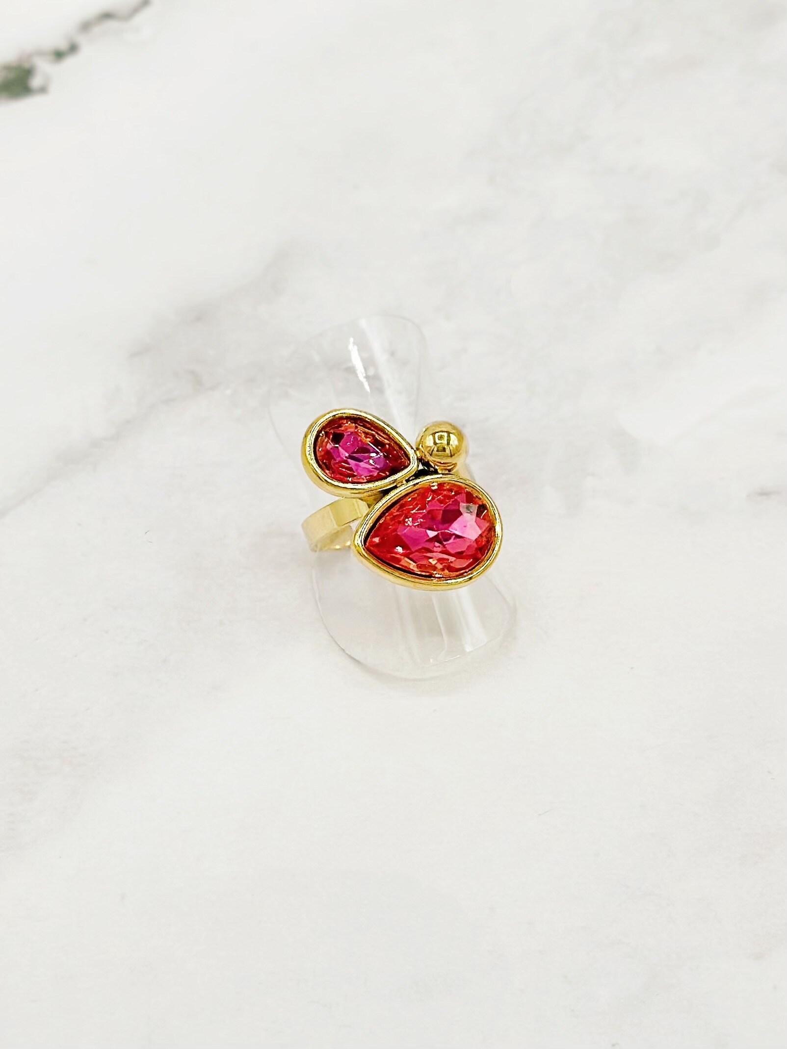 Mayorista Emily - Anillo ajustable de acero inoxidable dorado con piedras de cristal