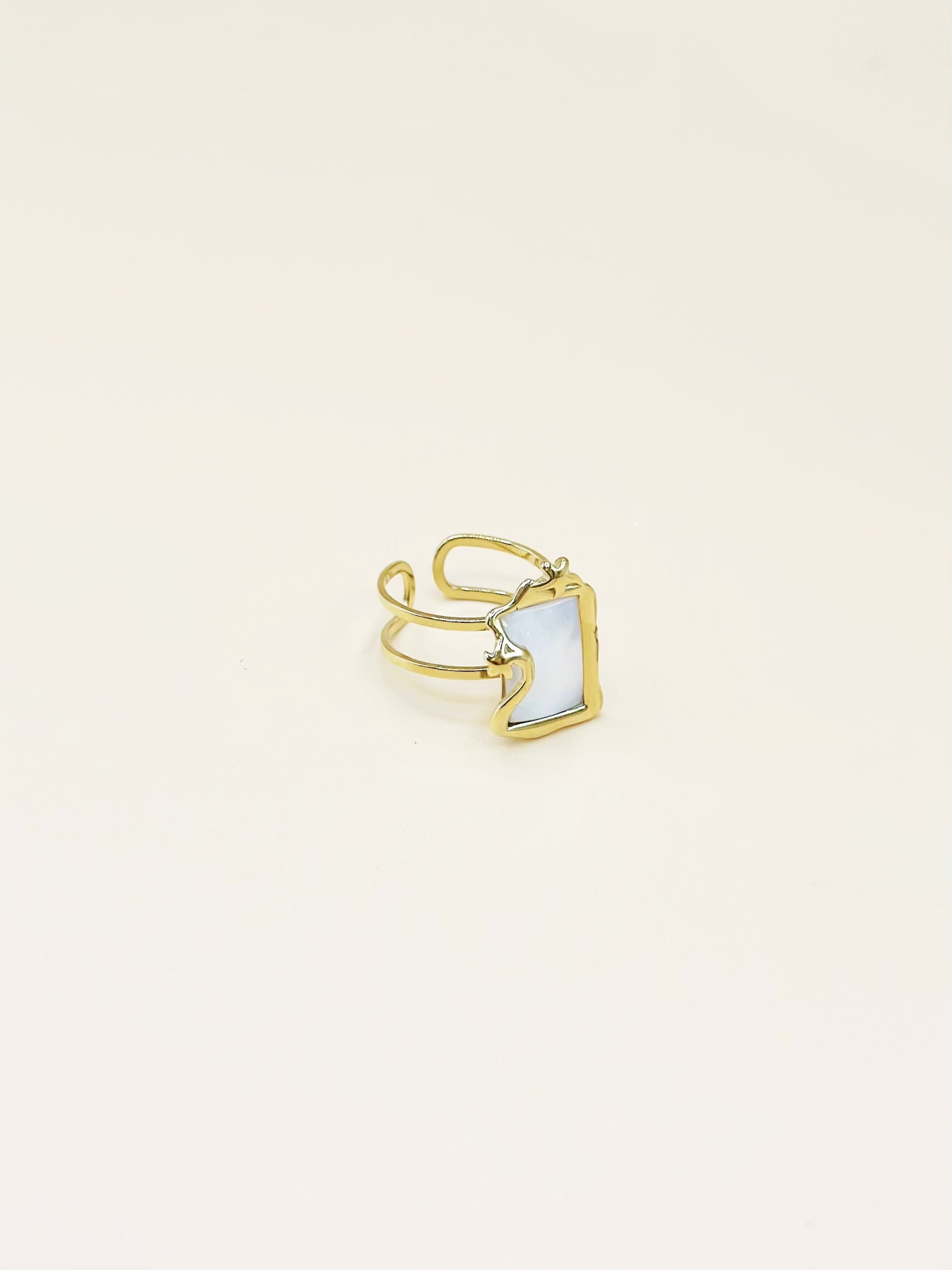 Grossiste Emily - Bague ajustable en acier inoxydable Nacre