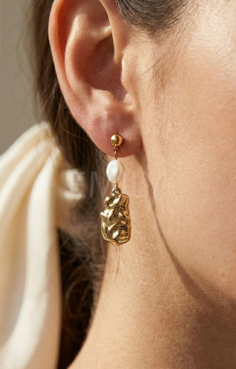 Wholesaler Emily - Beaded and Hammered Stainless Steel Earrings