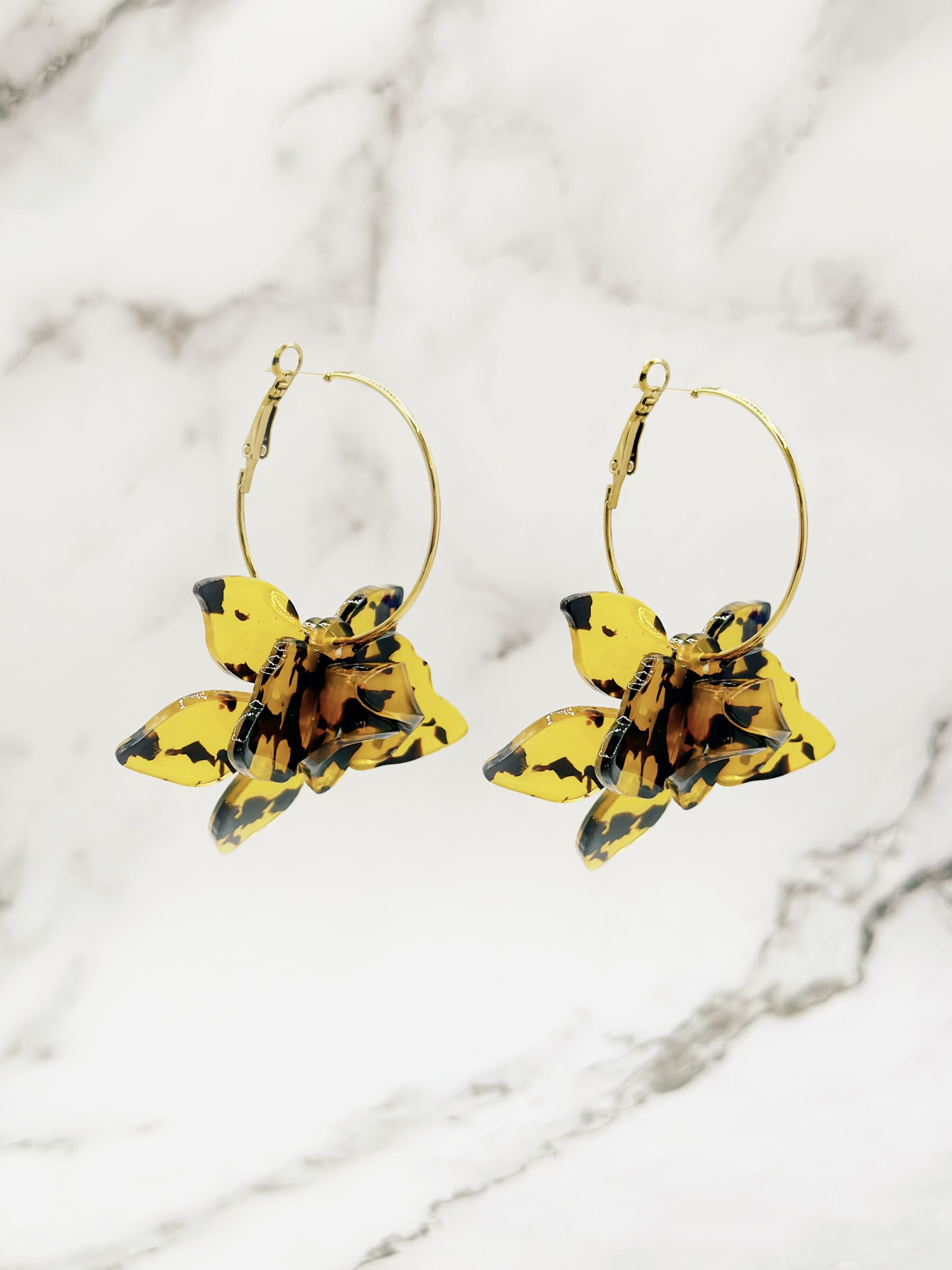 Wholesaler Emily - Starfish and white pearl stainless steel earrings