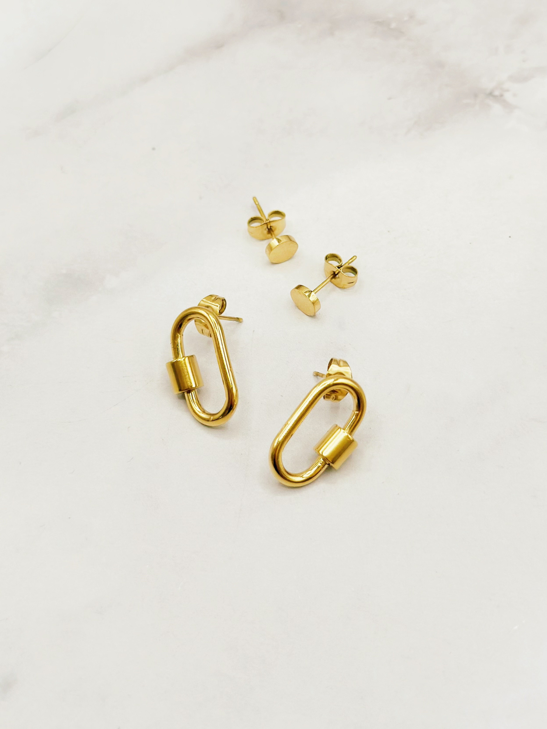 Großhändler Emily - Set aus zwei Ohrringen aus Edelstahl