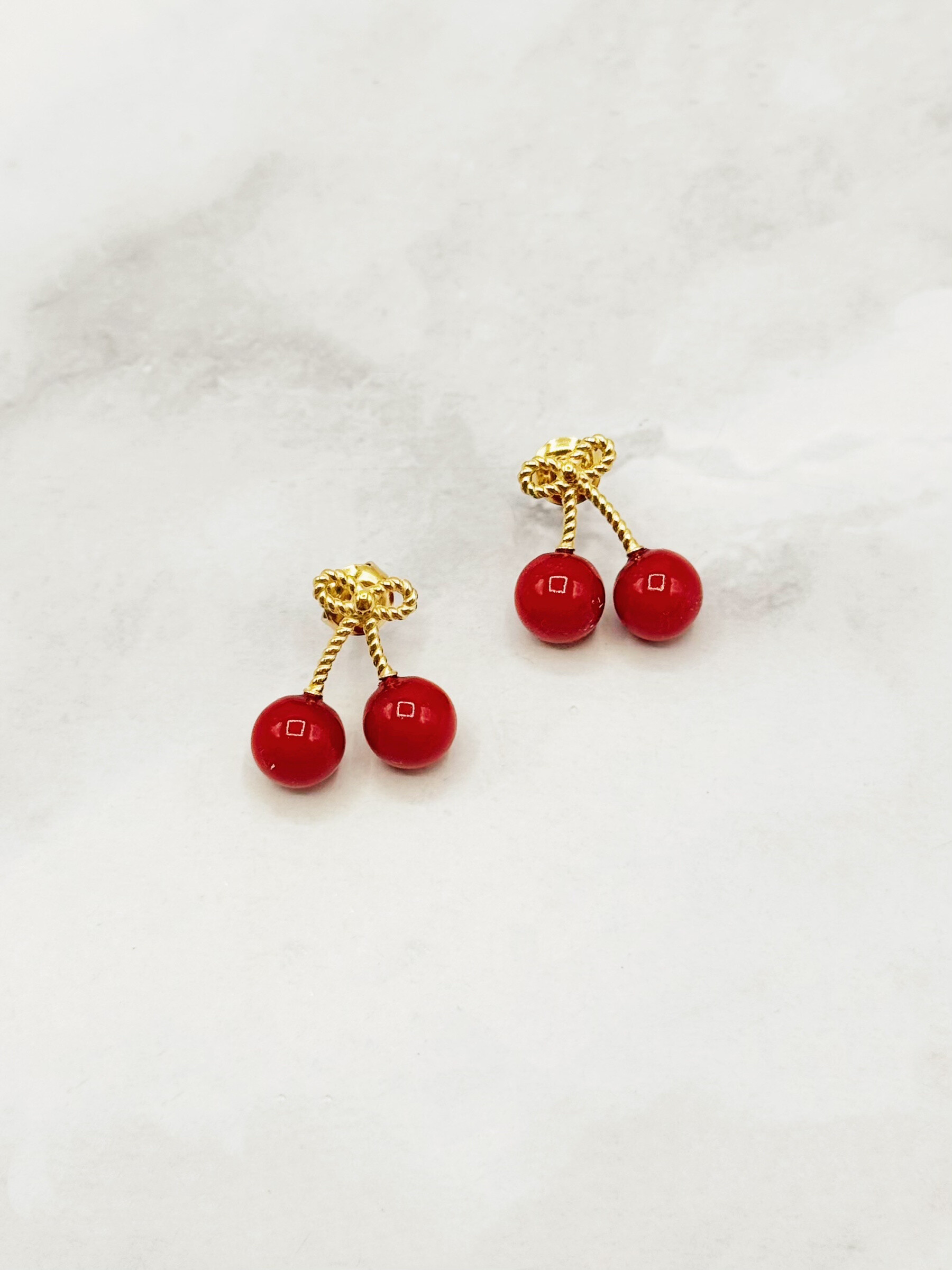 Mayorista Emily - Pendientes de acero con estrella de mar y perla blanca