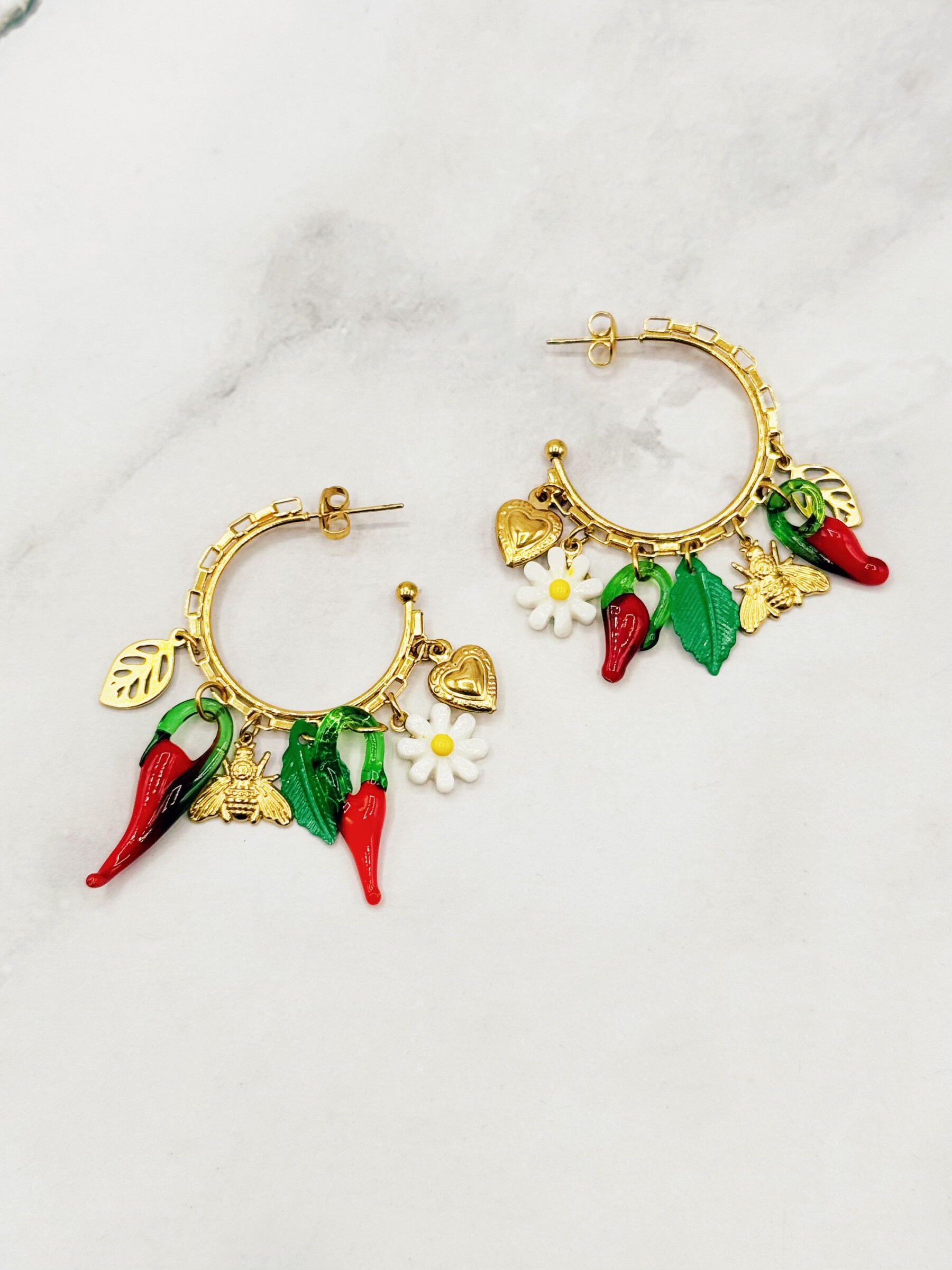 Grossiste Emily - Boucles d'oreilles en acier inoxydable Créoles Piments