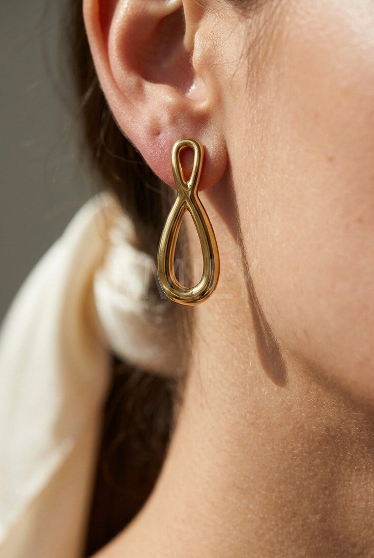 Mayorista Emily - Pendientes de acero inoxidable dorado Infinito