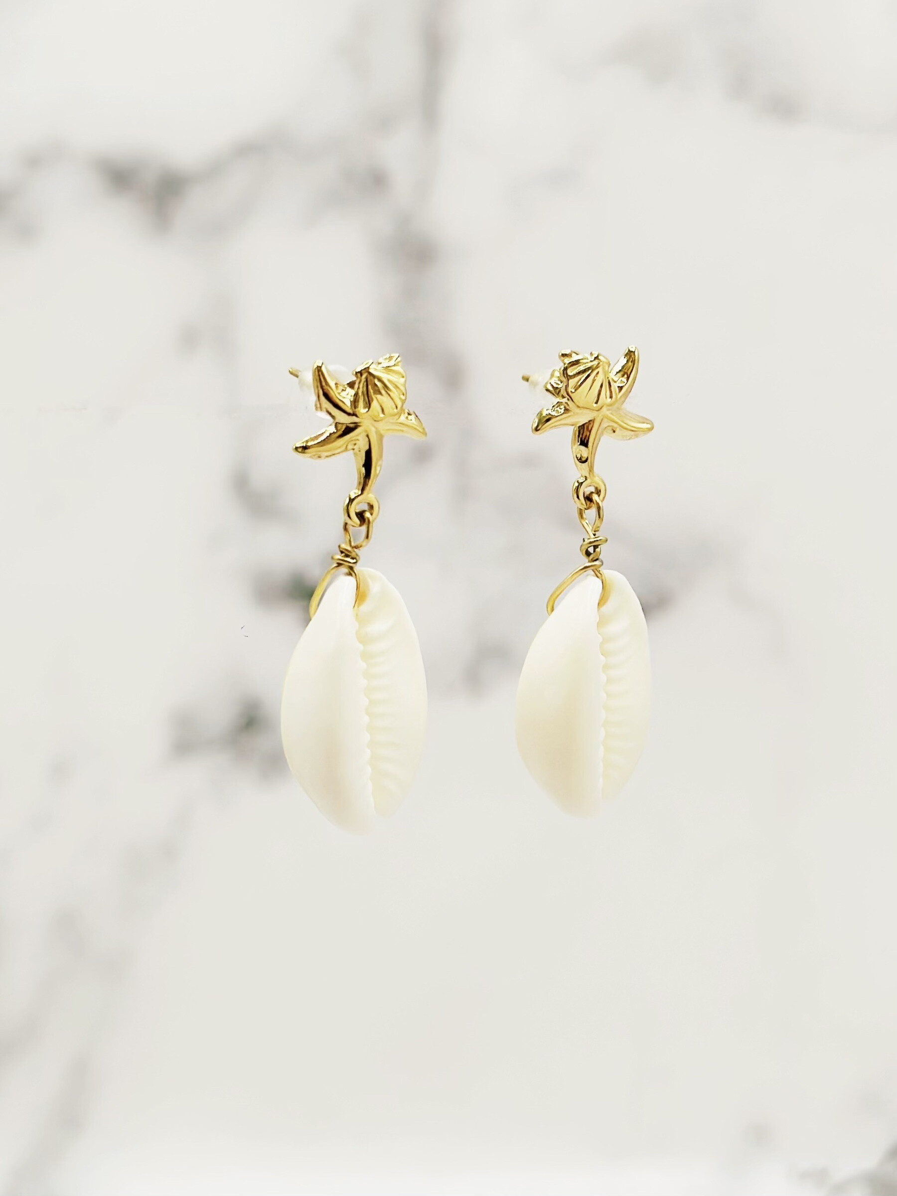 Wholesaler Emily - Starfish and white pearl stainless steel earrings