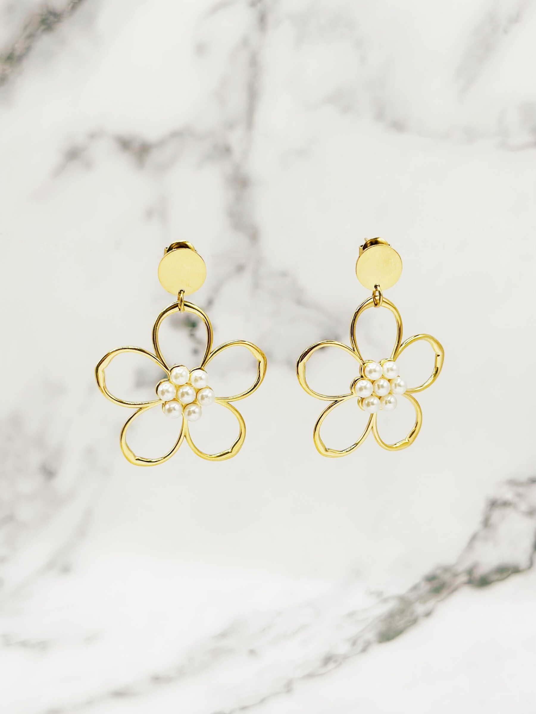 Wholesaler Emily - Starfish and white pearl stainless steel earrings