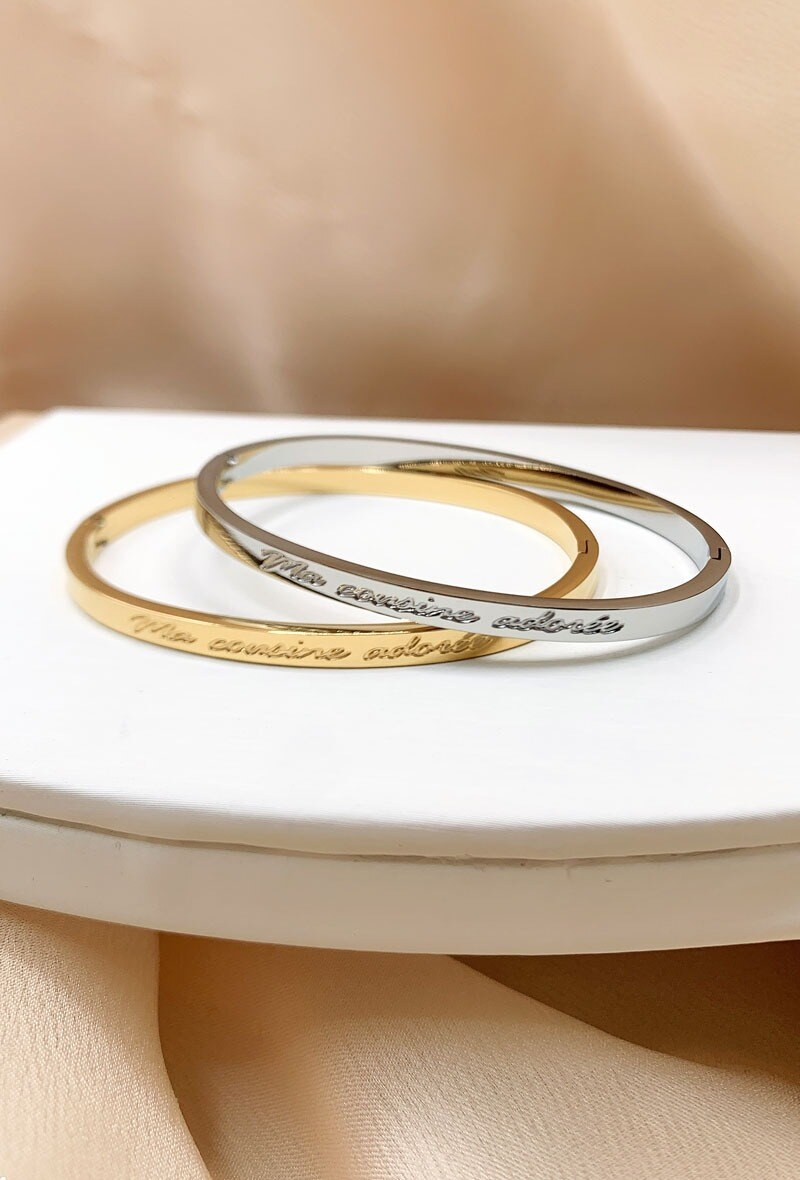 Wholesaler Emily - Closed steel bangle with engraved message My beloved cousin