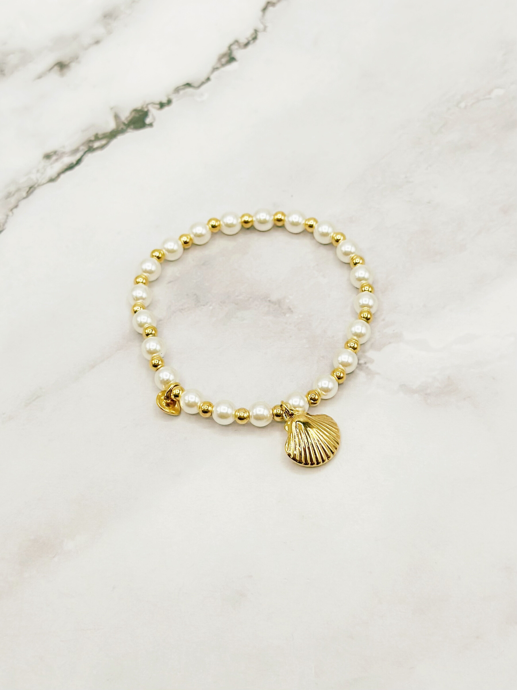 Wholesaler Emily - Adjustable stainless steel bracelet Charms