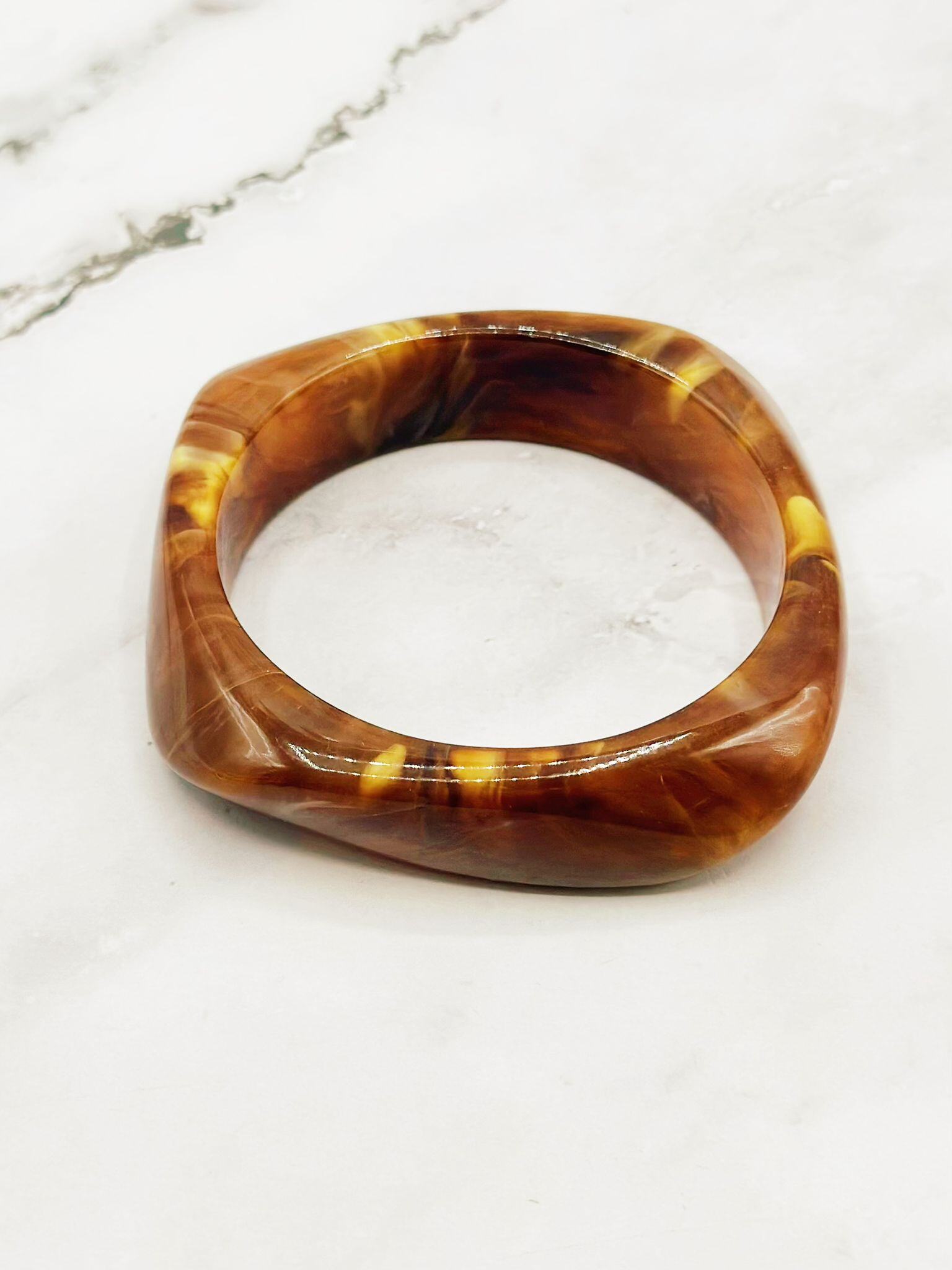 Mayorista Emily - Pulsera cuadrada de resina