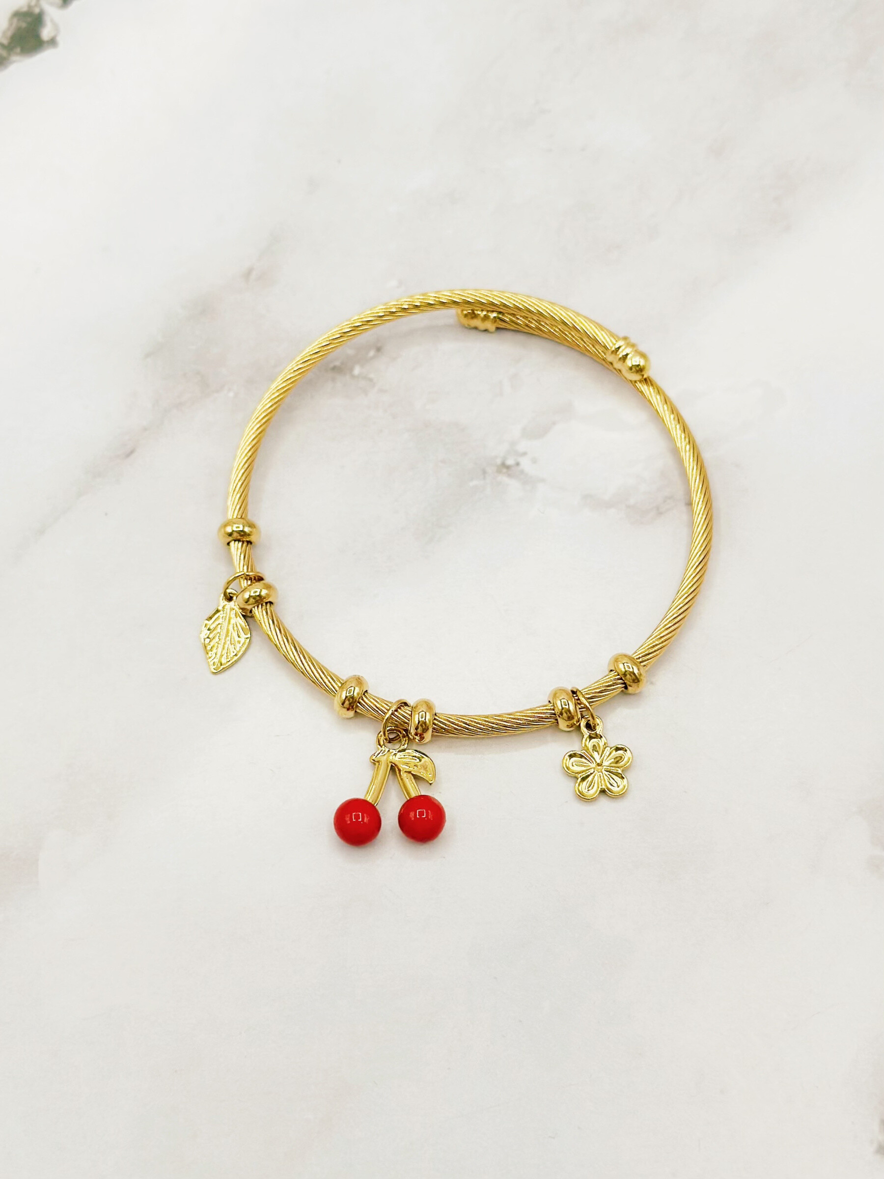 Grossista Emily - Bracciale in acciaio inossidabile con ciondoli aperti