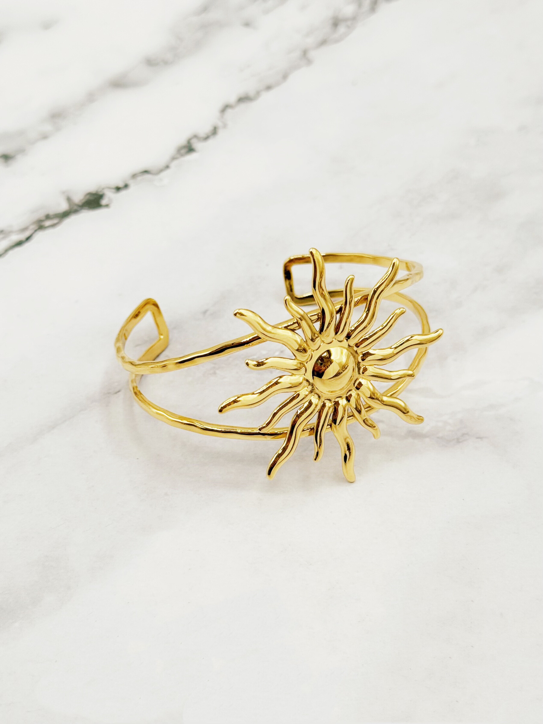 Mayorista Emily - Brazalete abierto de acero inoxidable