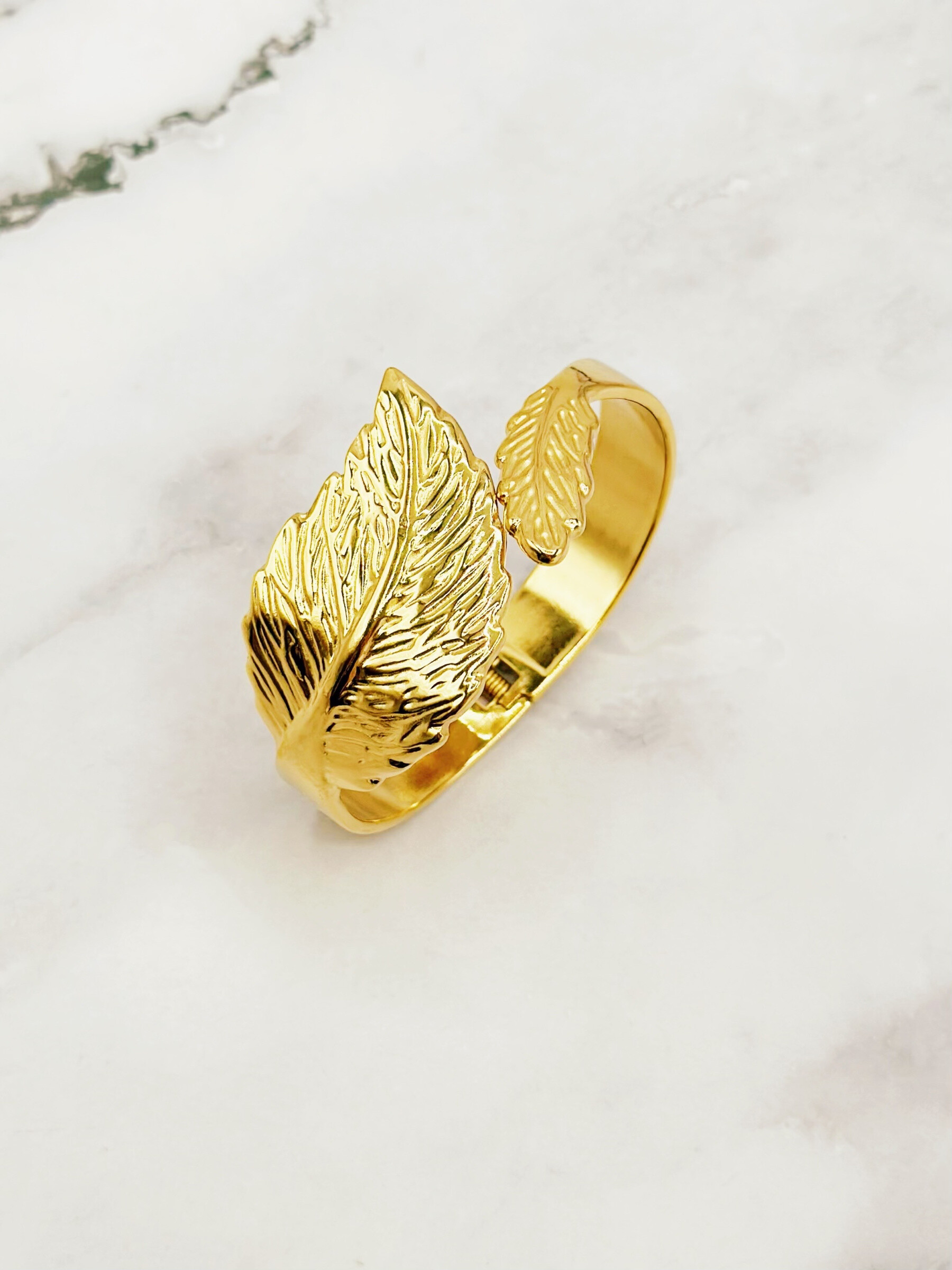 Wholesaler Emily - Open stainless steel bangle
