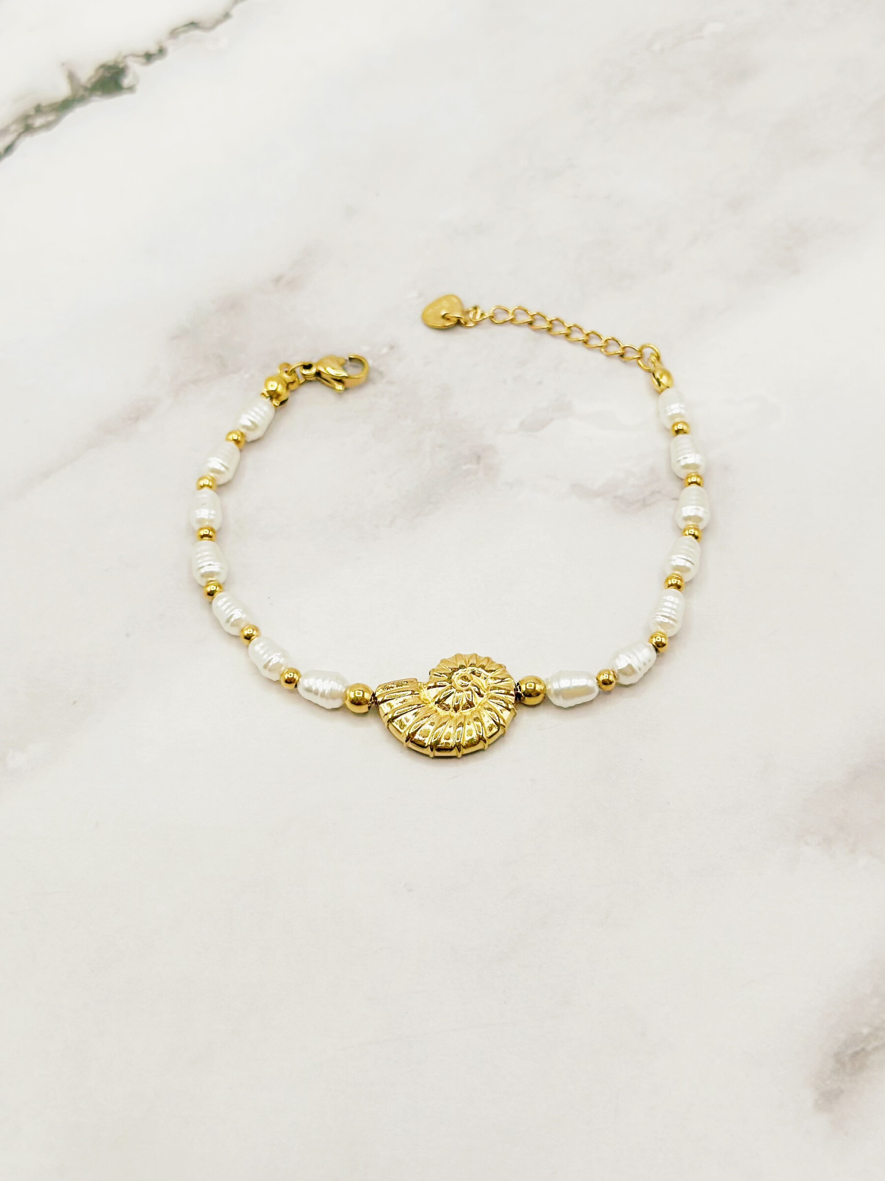 Wholesaler Emily - Adjustable stainless steel bracelet Charms