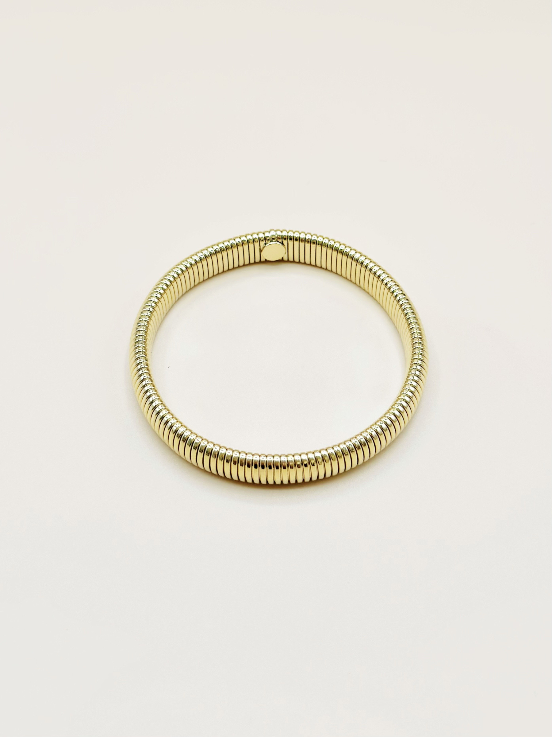 Grossiste Emily - Bracelet en acier inoxydable doré maille serpent