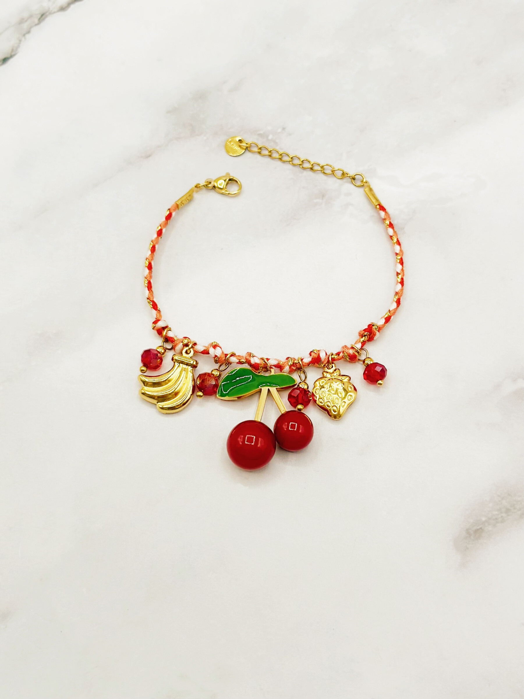 Wholesaler Emily - Adjustable stainless steel bracelet Charms