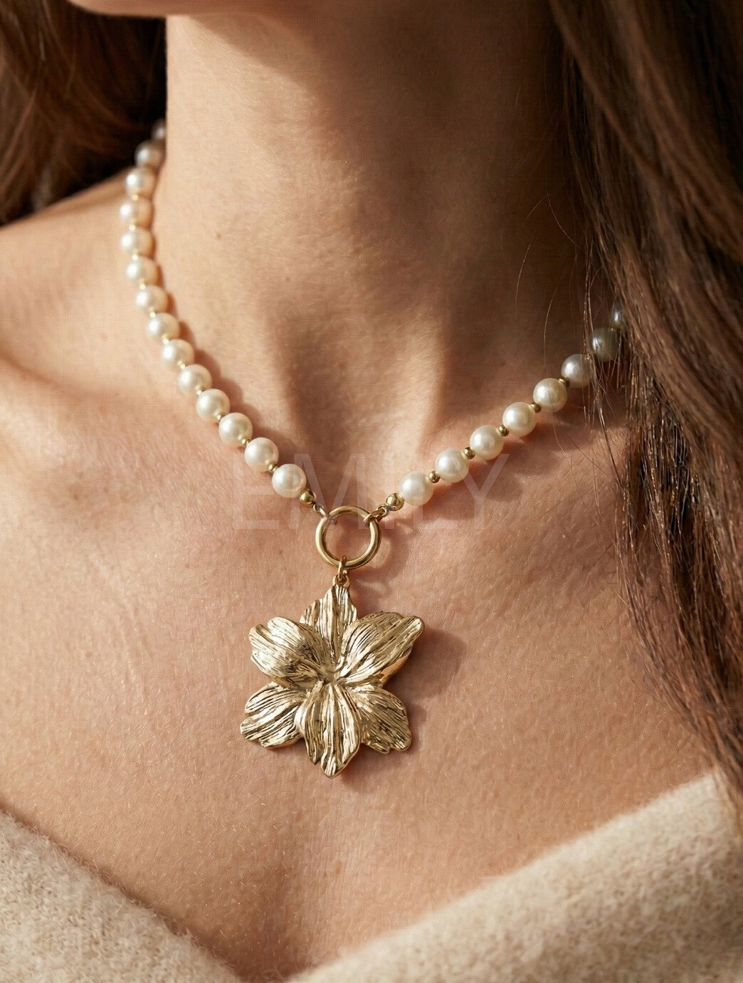 Wholesaler Emily - Stainless Steel Necklace with Flower Beads