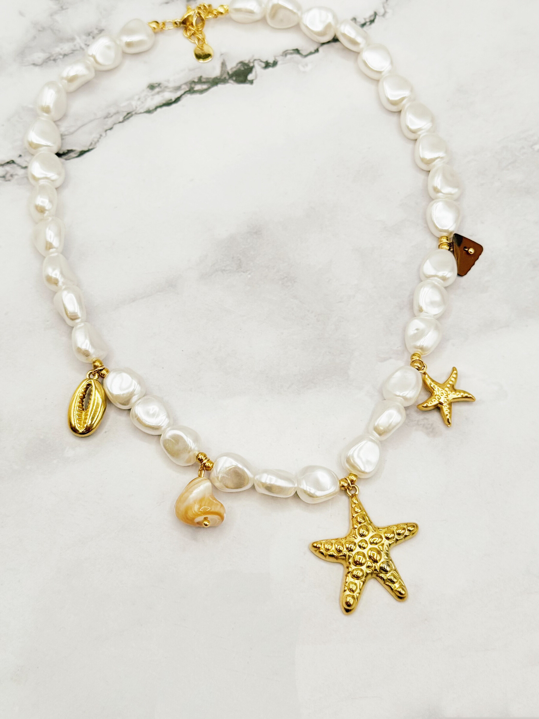 Grossista Emily - Collana regolabile con charms in acciaio inossidabile