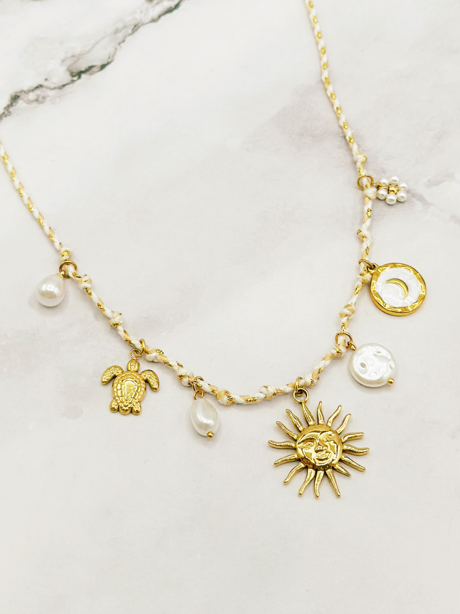 Grossiste Emily - Collier en acier inoxydable ajustable Cordon Charms