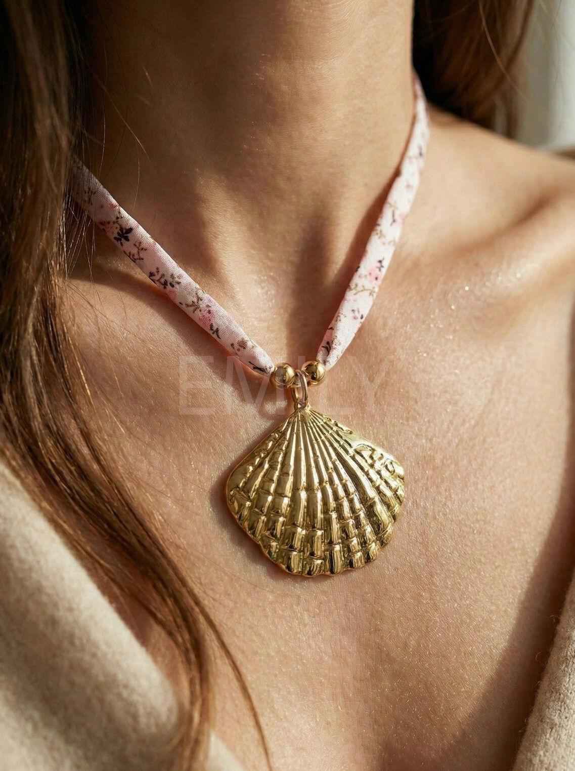Wholesaler Emily - Adjustable Stainless Steel Necklace Floral Fabric