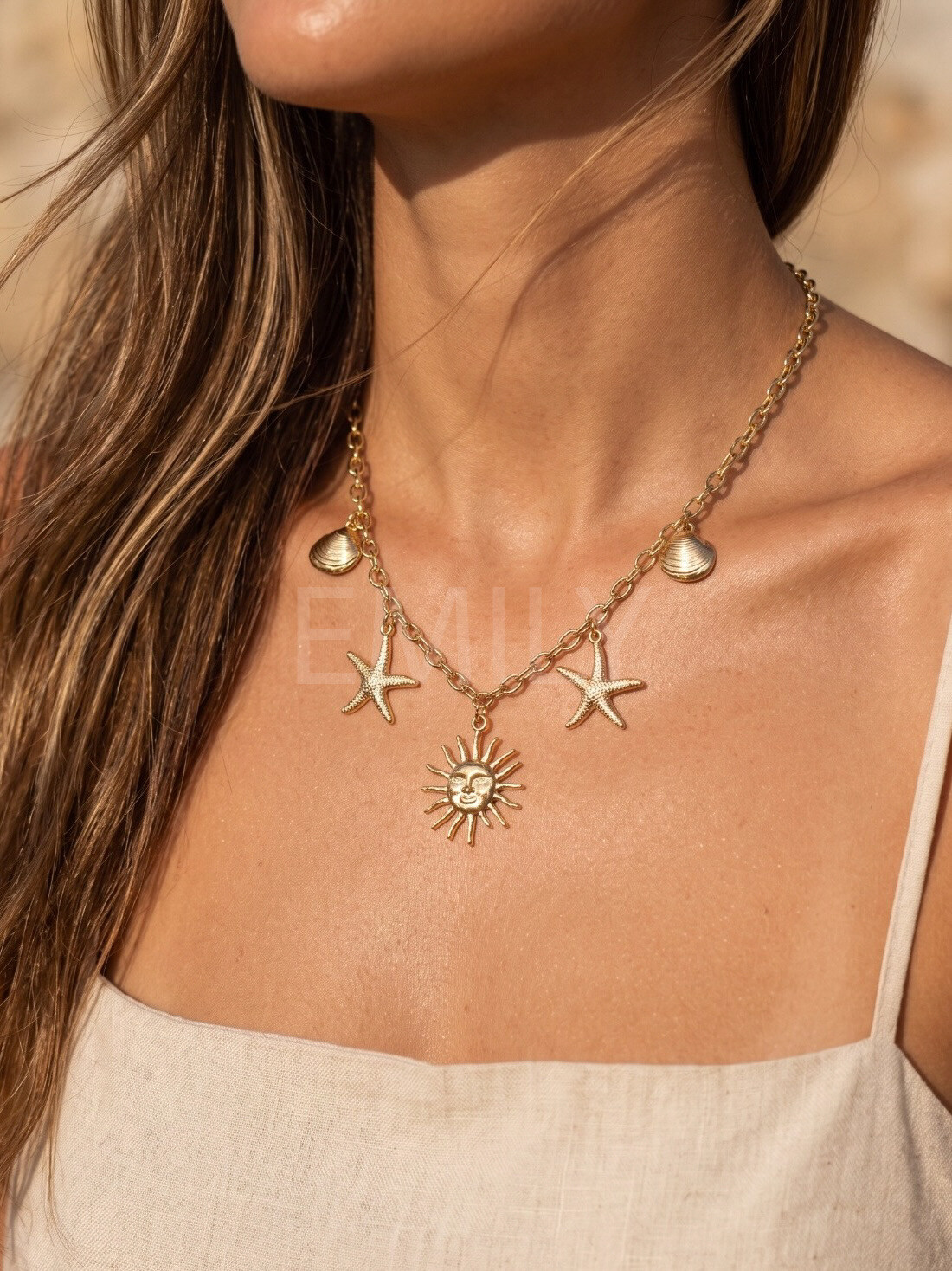 Mayorista Emily - Collar ajustable de acero inoxidable dorado con dijes marinos