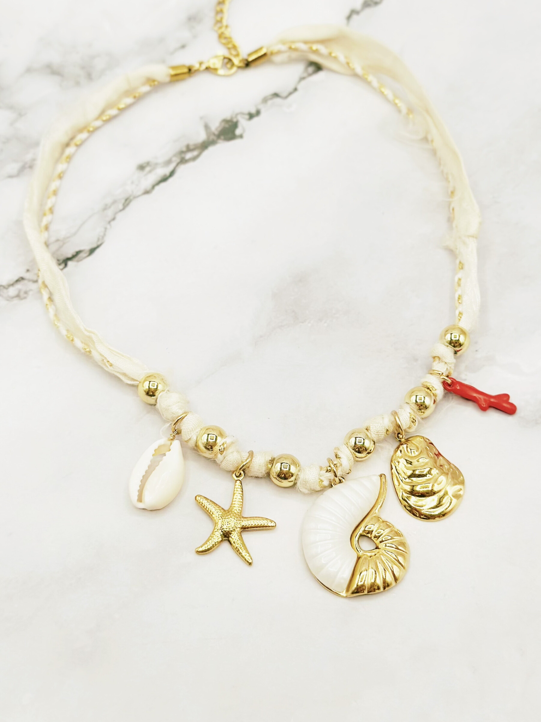 Grossista Emily - Collana regolabile con charms in acciaio inossidabile