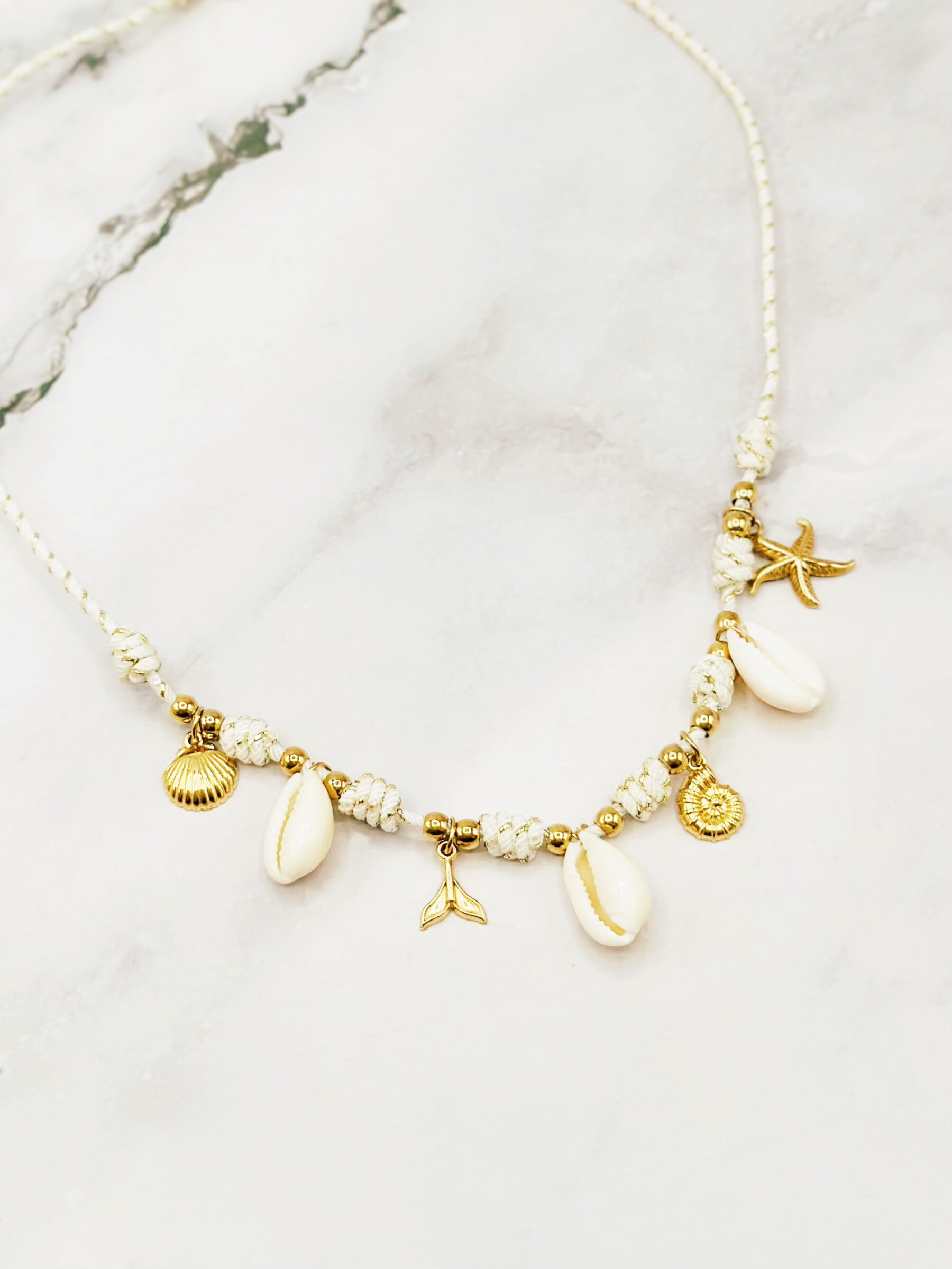 Grossiste Emily - Collier en acier inoxydable ajustable Cordon Charms